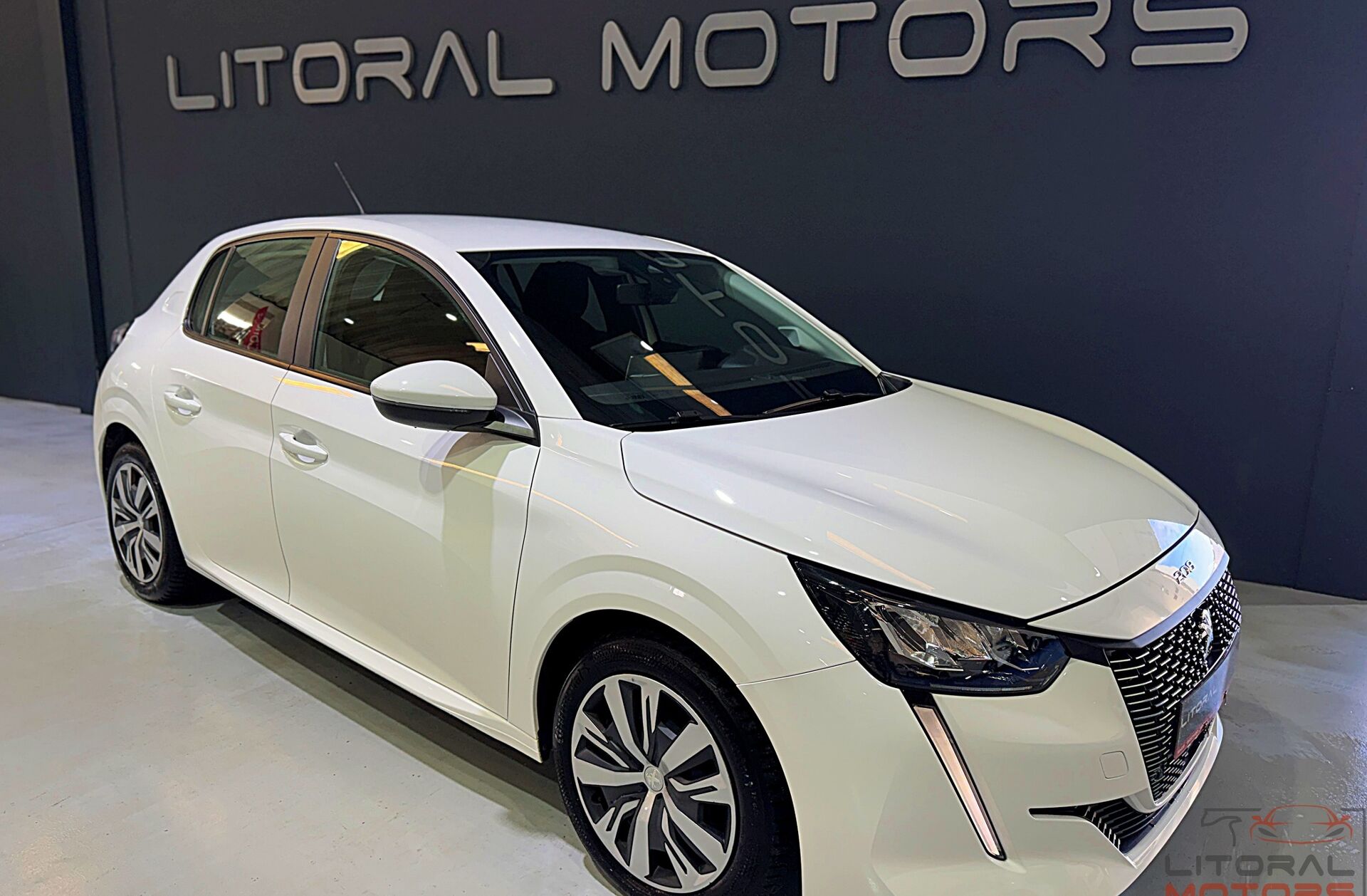 PEUGEOT 208 1.2 PureTech Active