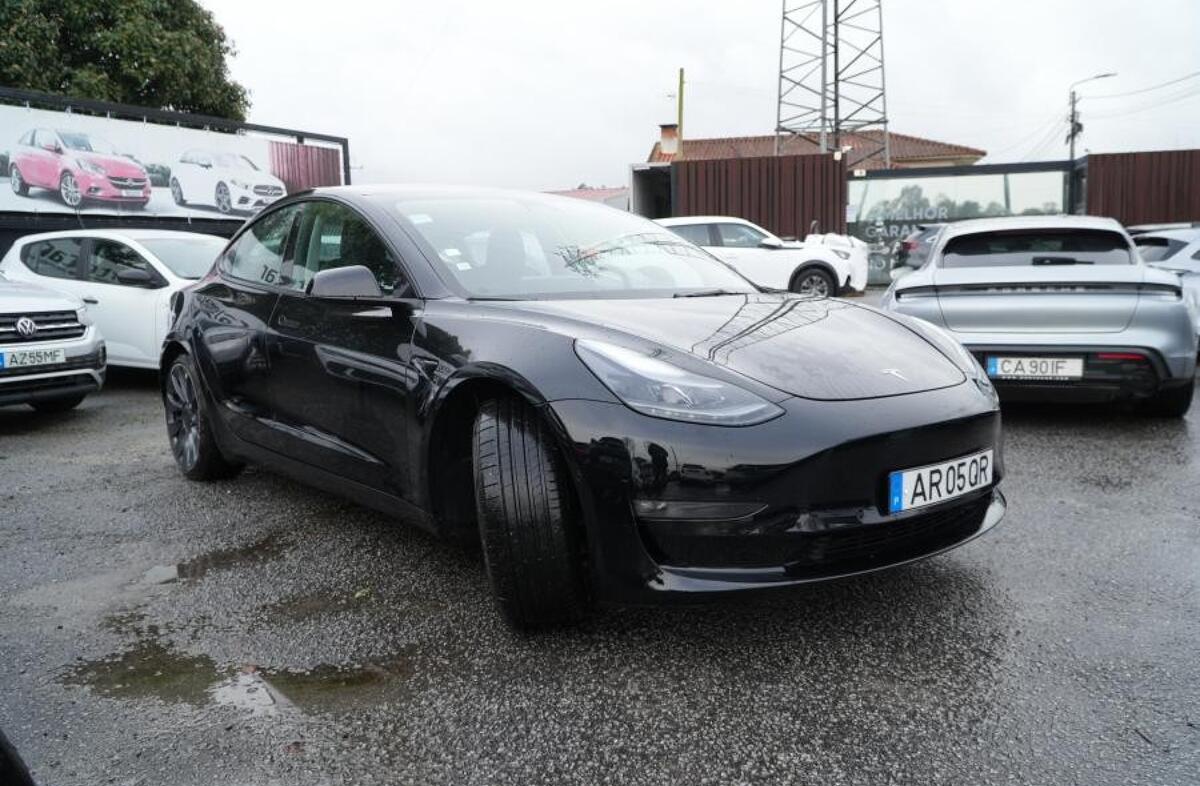 TESLA Model 3 Performance Tração Integral