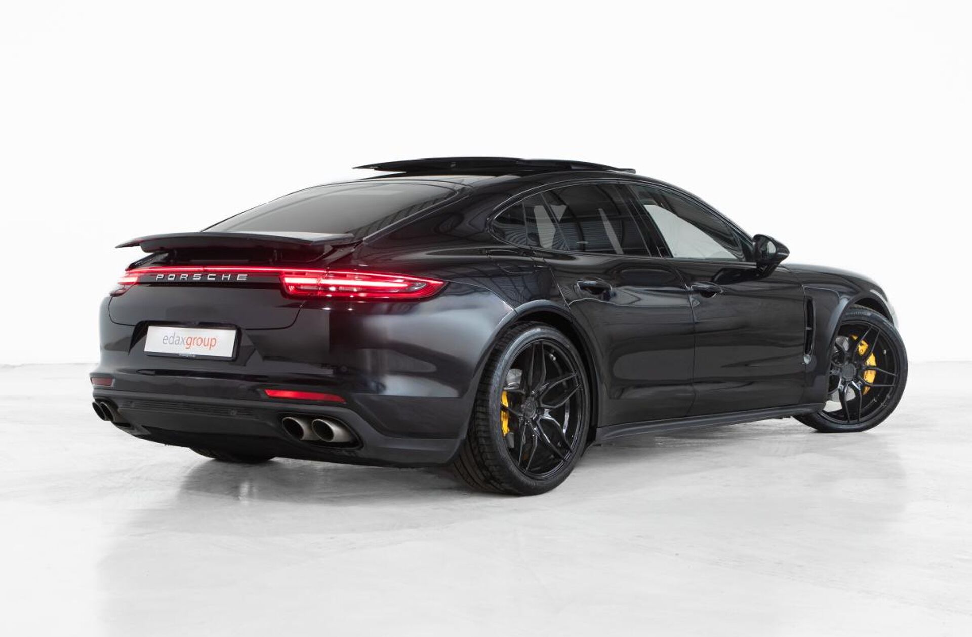 PORSCHE Panamera 4 S