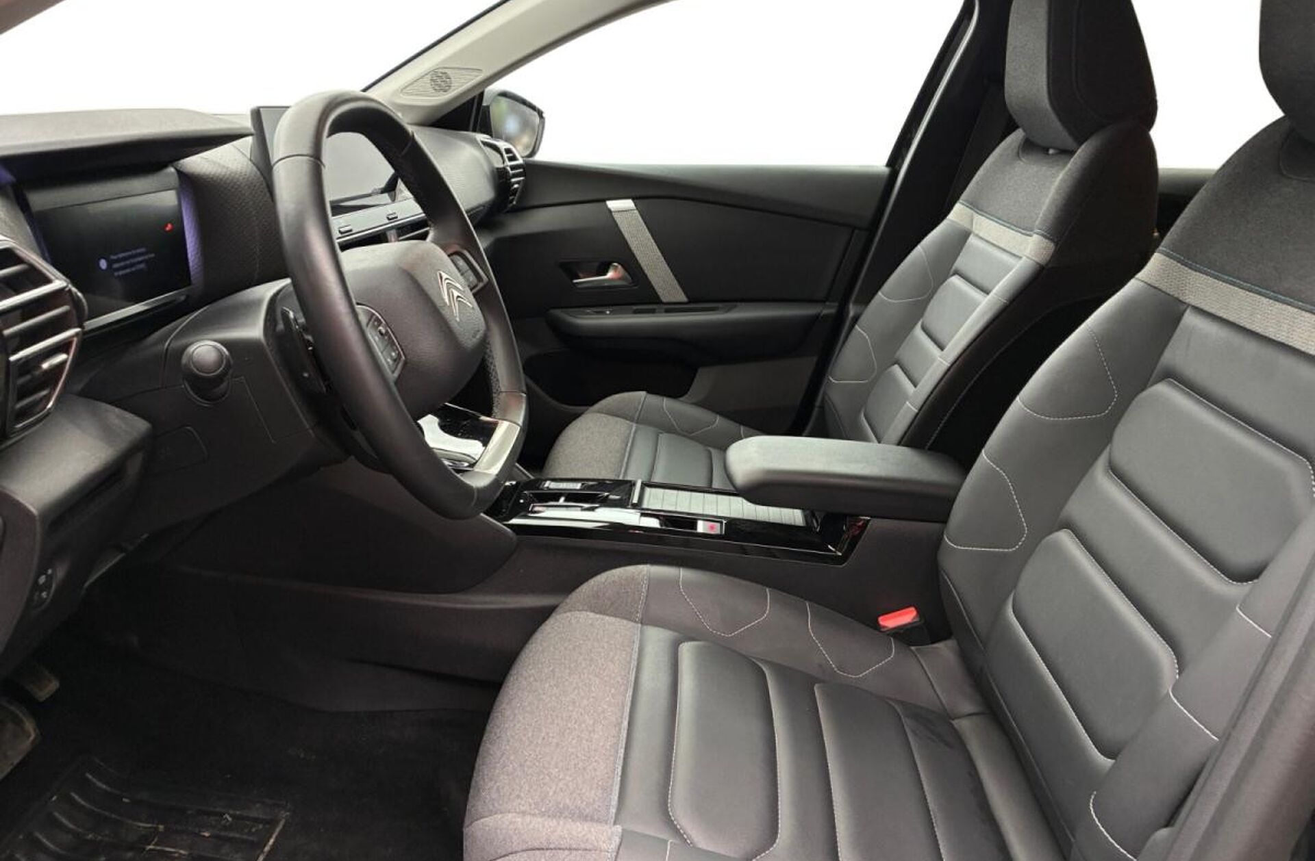 CITROEN C4 1.2 PureTech Max EAT8