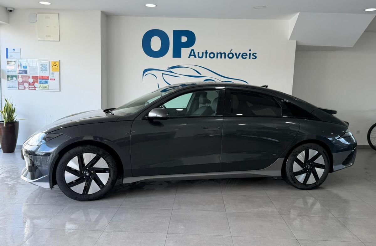 HYUNDAI Ioniq 6 77 kWh Vanguard