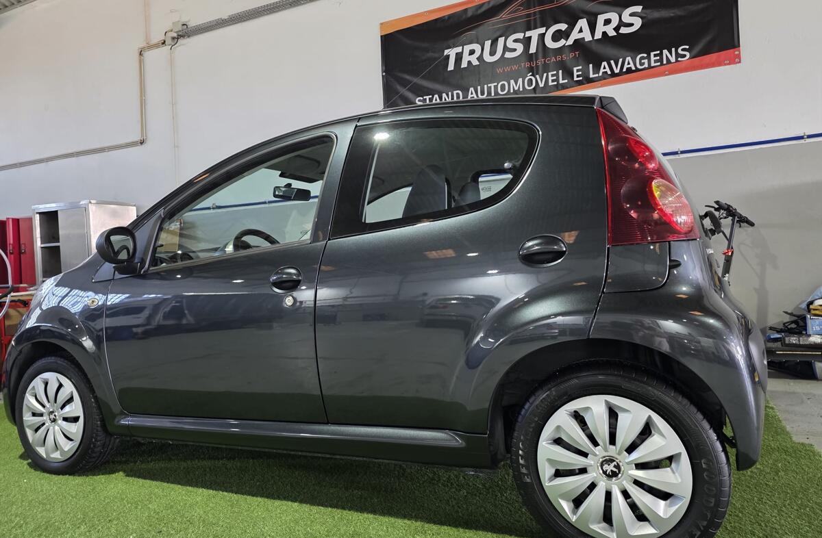 PEUGEOT 107 1.0 Access