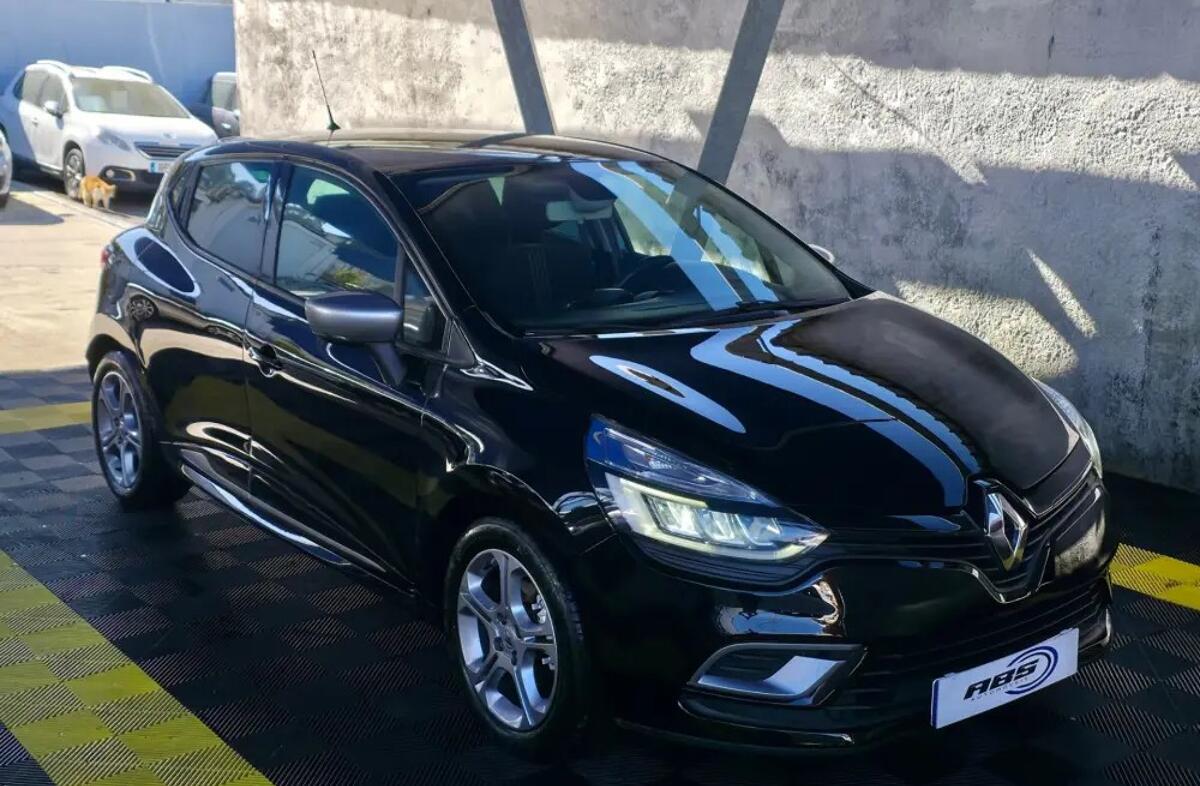 RENAULT Clio 0.9 TCe GT Line