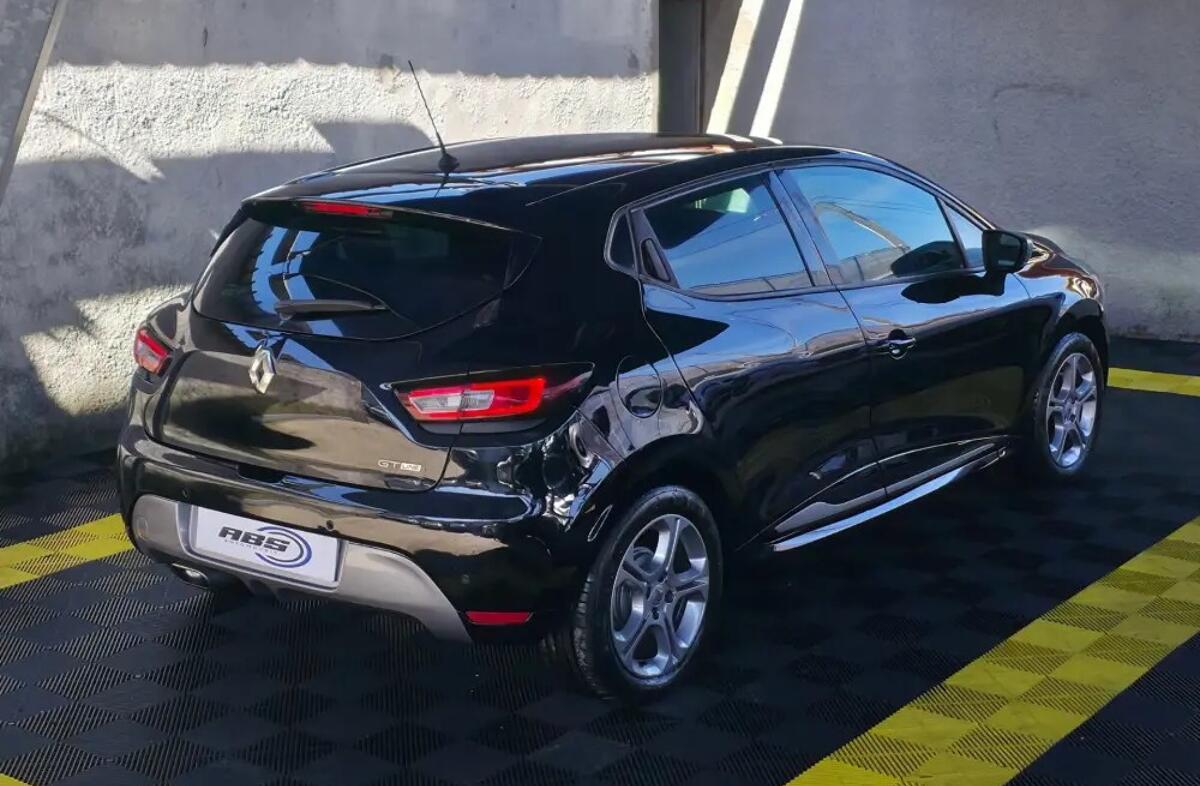RENAULT Clio 0.9 TCe GT Line