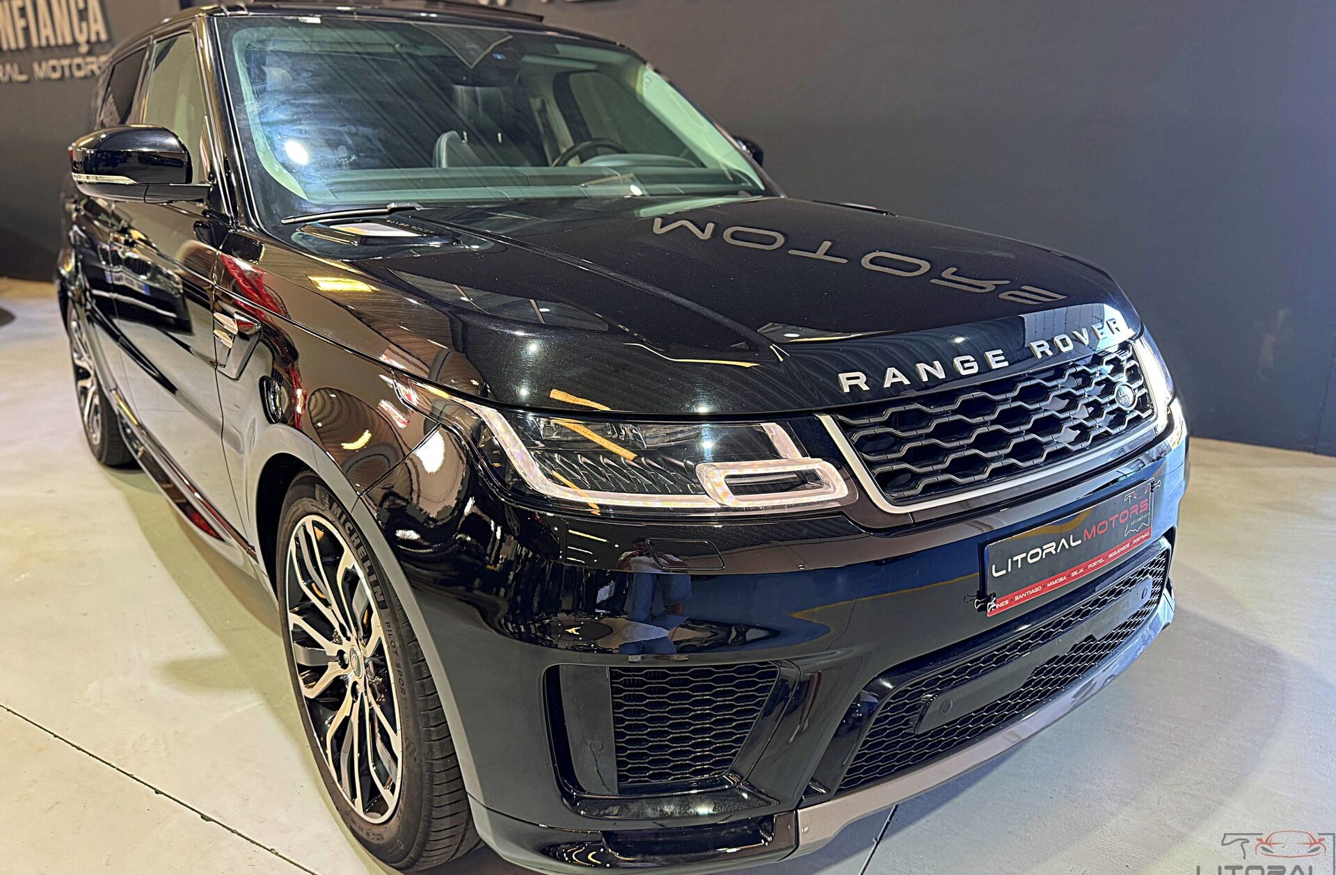 LAND ROVER Range Rover Velar 2.0 P400e AWD HSE