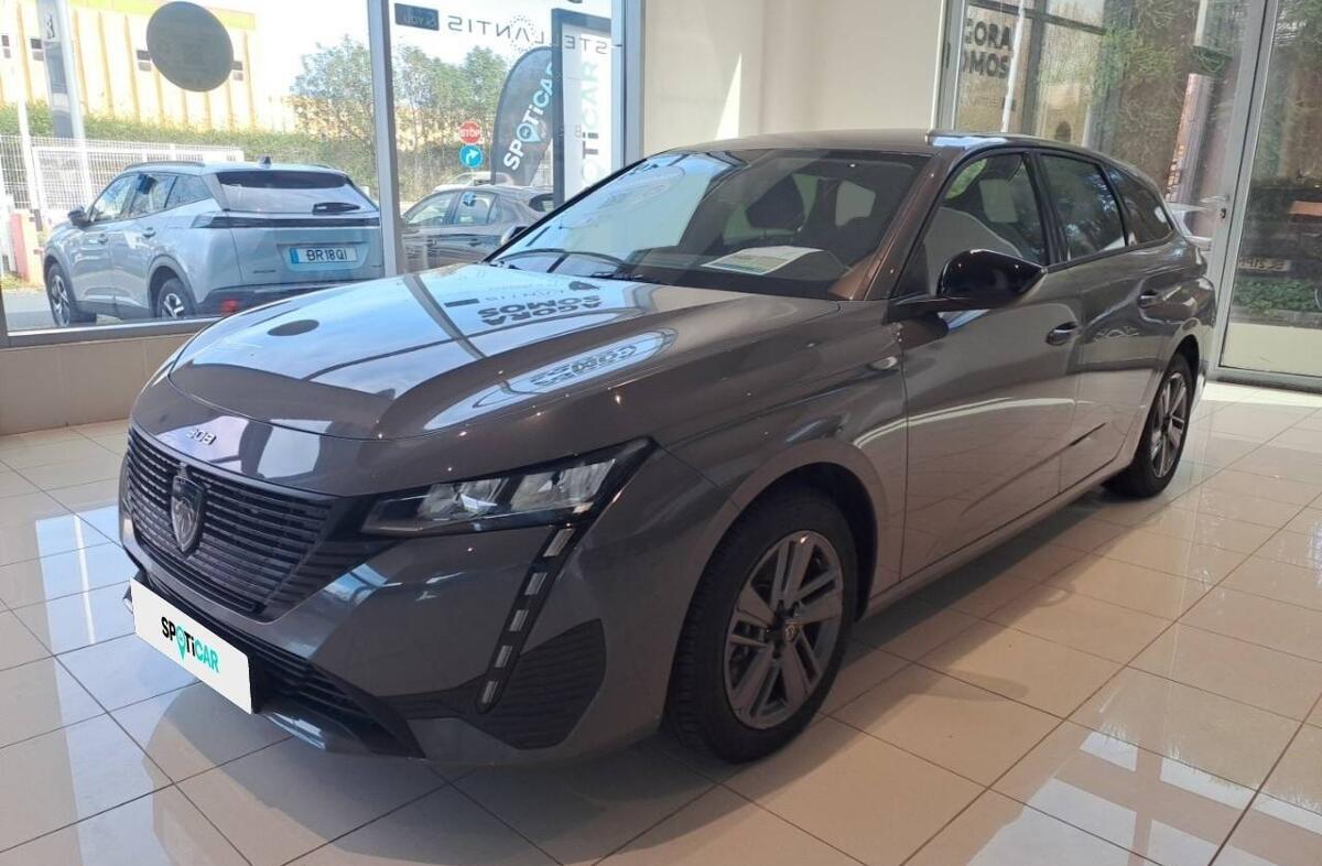 PEUGEOT 308 1.2 PureTech Active