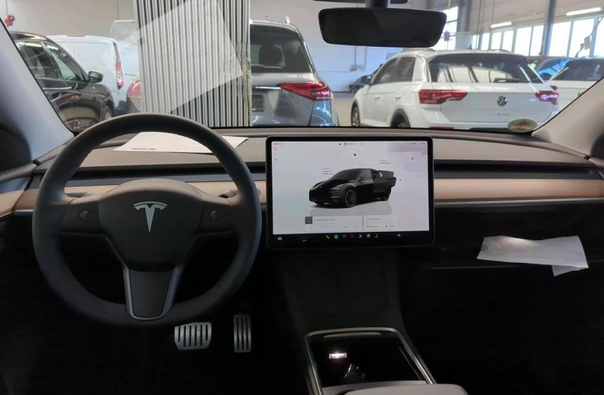 TESLA Model Y Performance Tração Integral