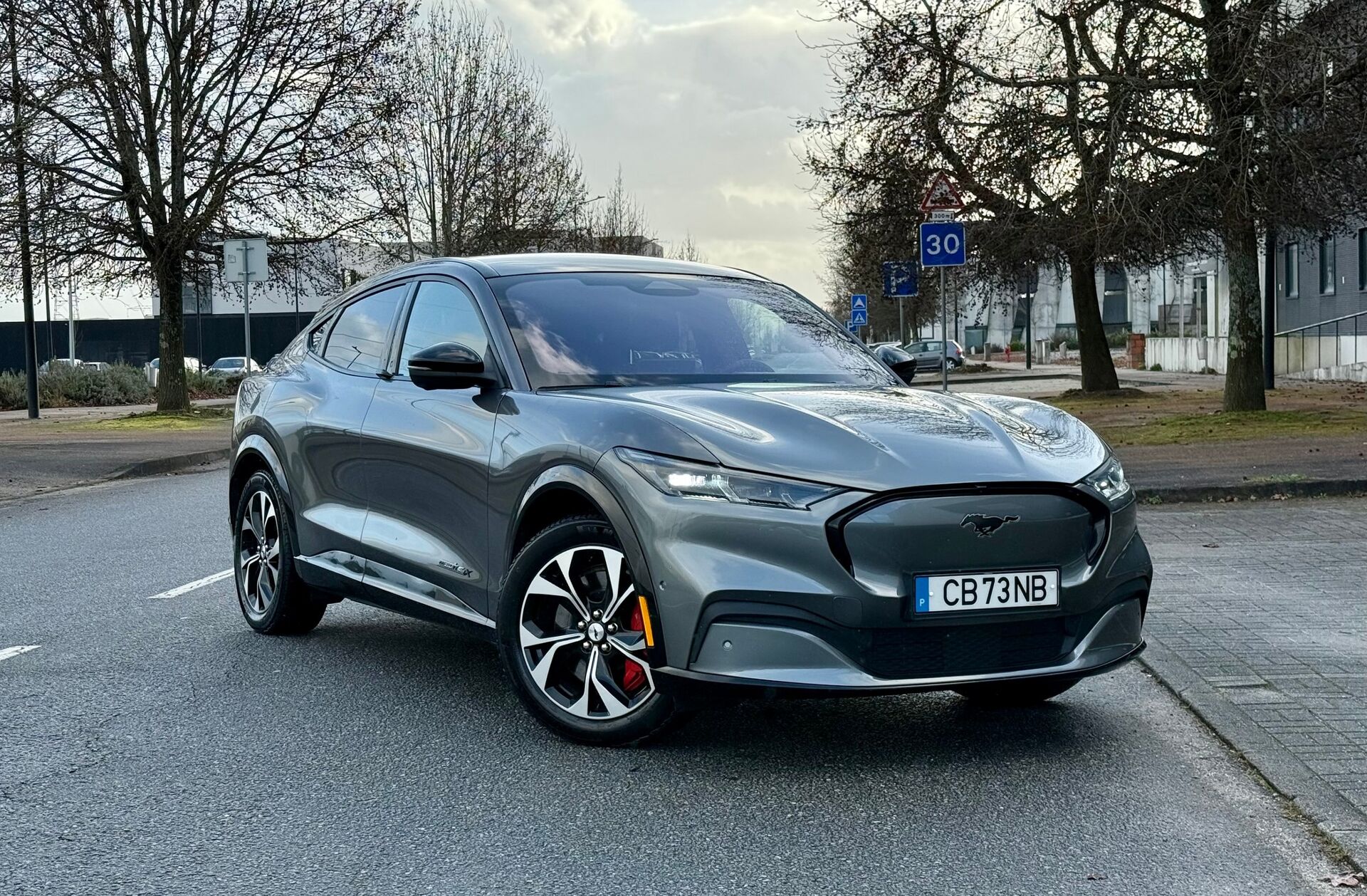 FORD Mustang Mach-E GT AWD