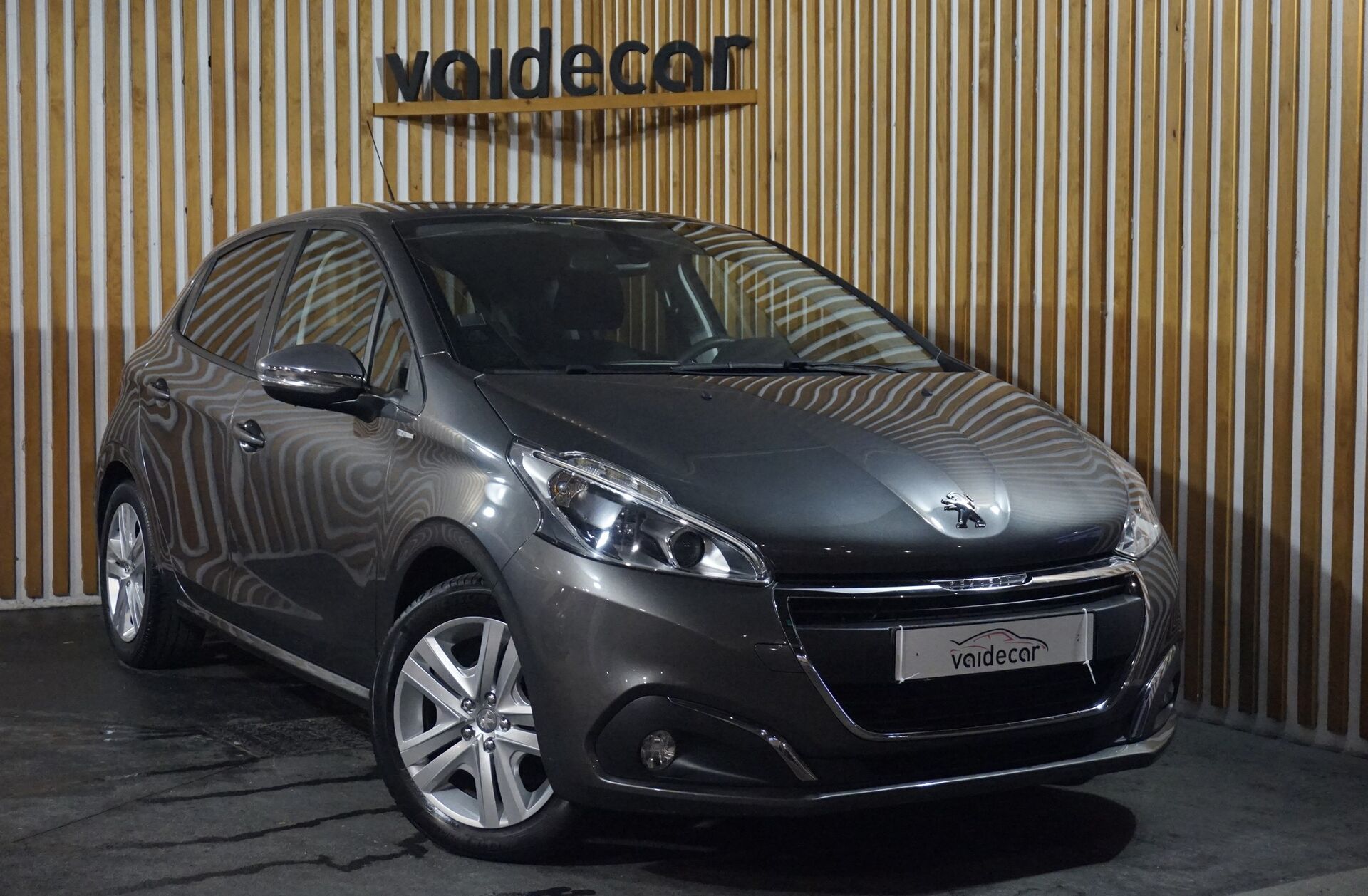 PEUGEOT 208 1.2 PureTech Style