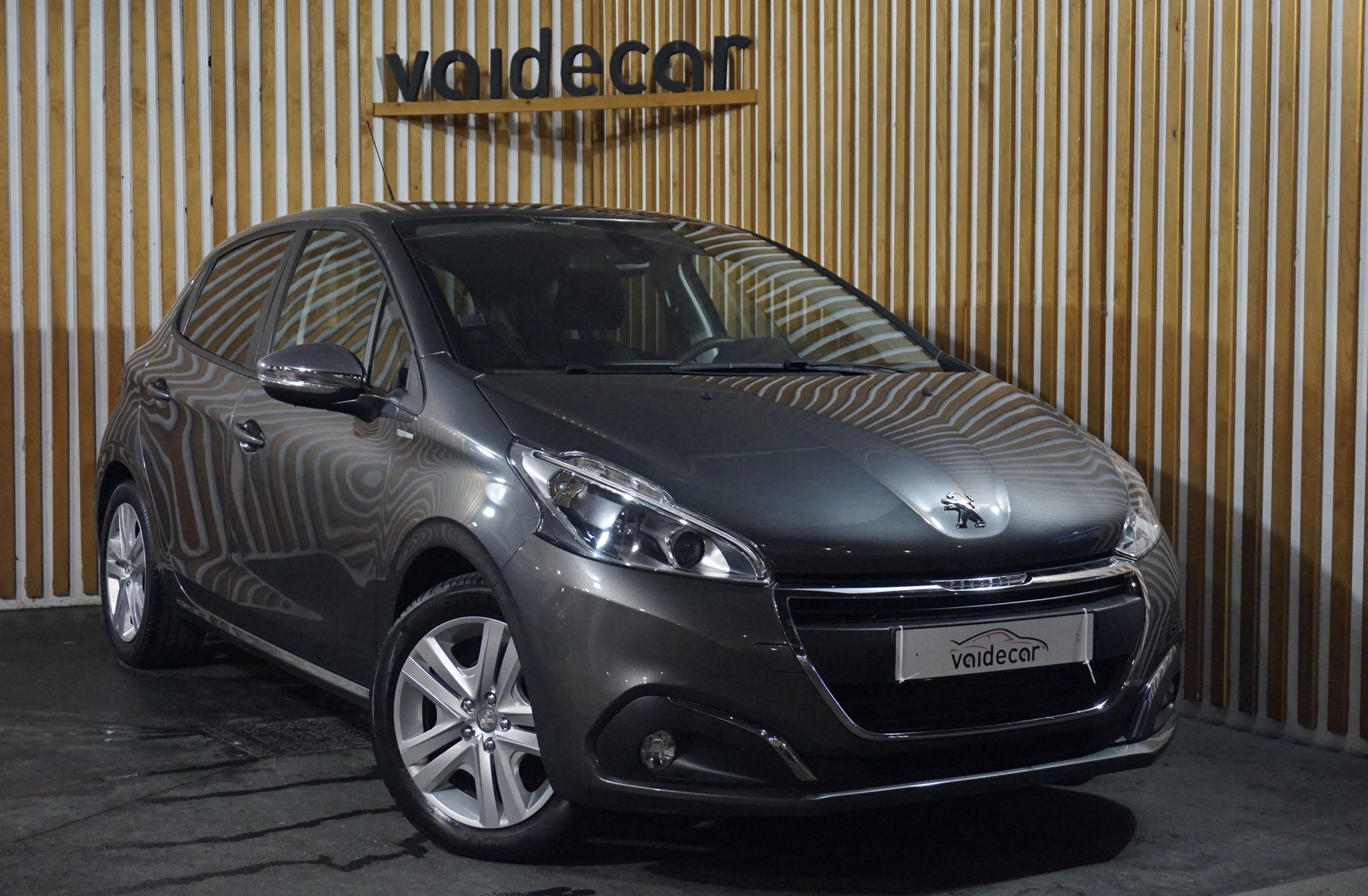 PEUGEOT 208 1.2 PureTech Style