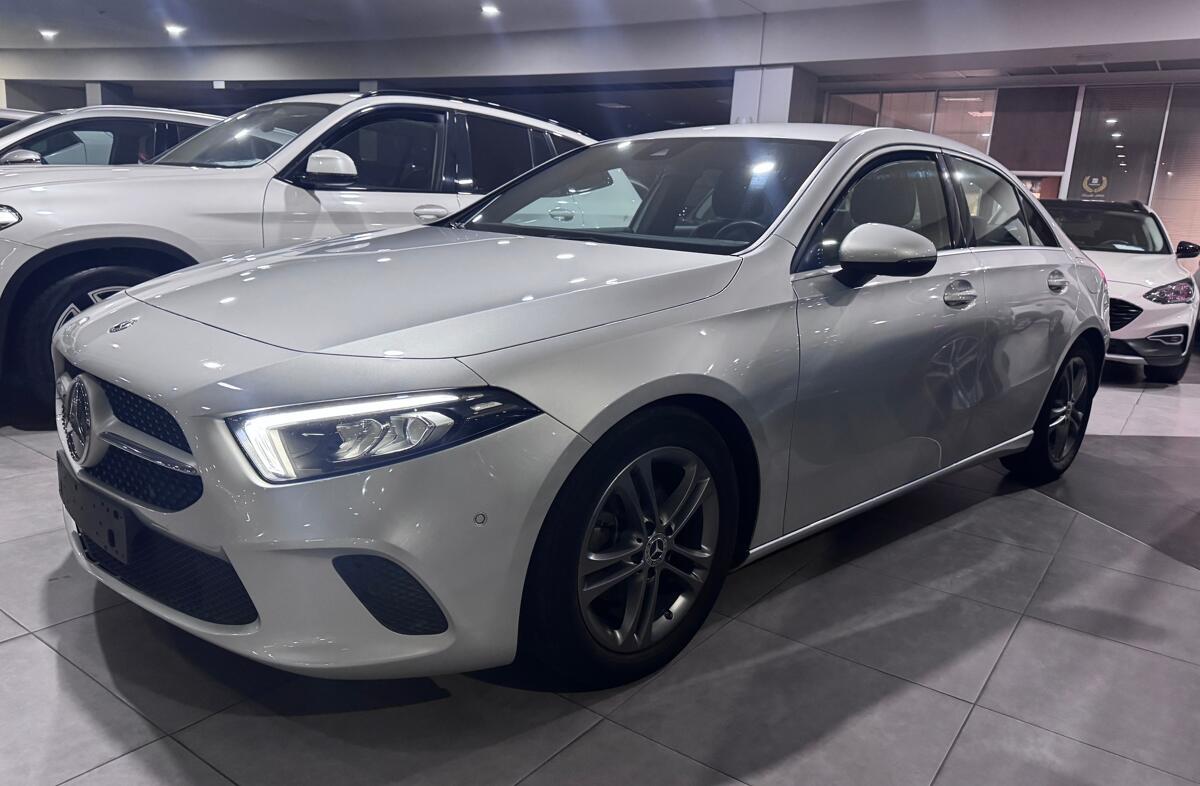 MERCEDES Classe A A 180 d Business Solutions Aut.