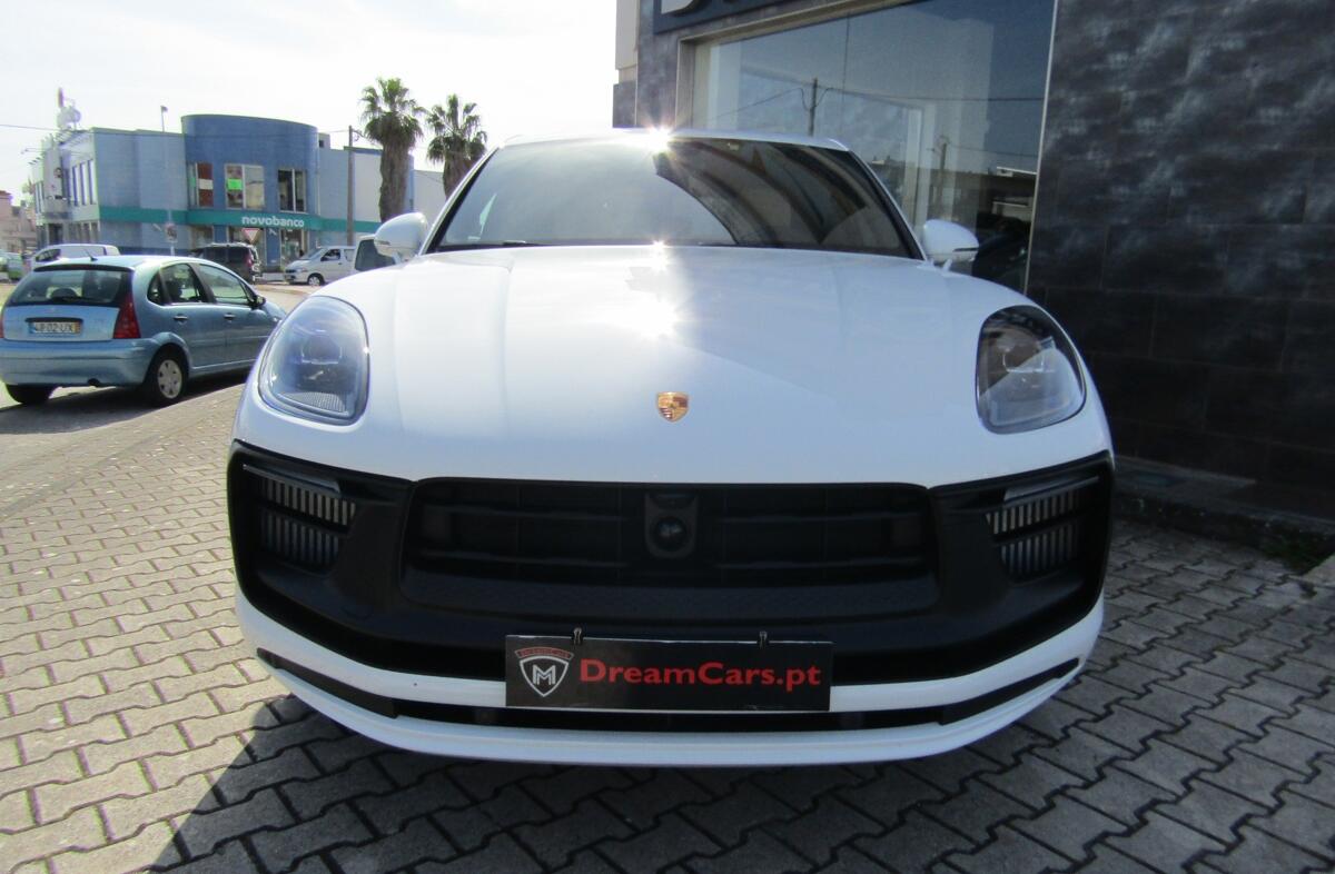PORSCHE Macan GTS