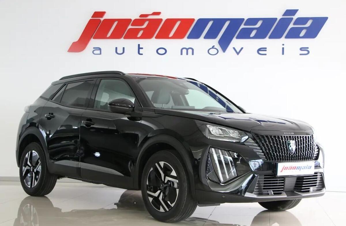 PEUGEOT 2008 1.2 PureTech Allure EAT8