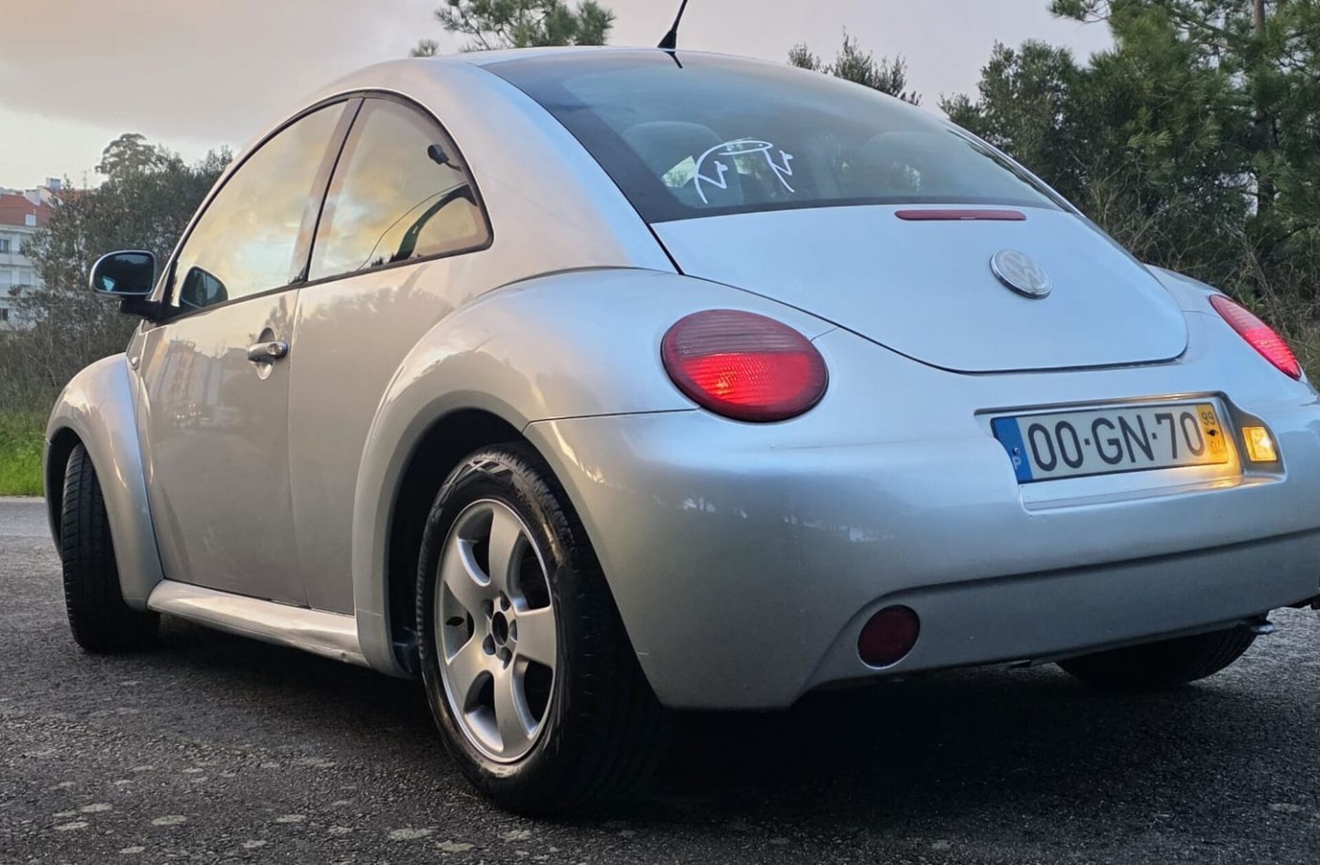 VOLKSWAGEN Beetle New  1.9 TDi Highline