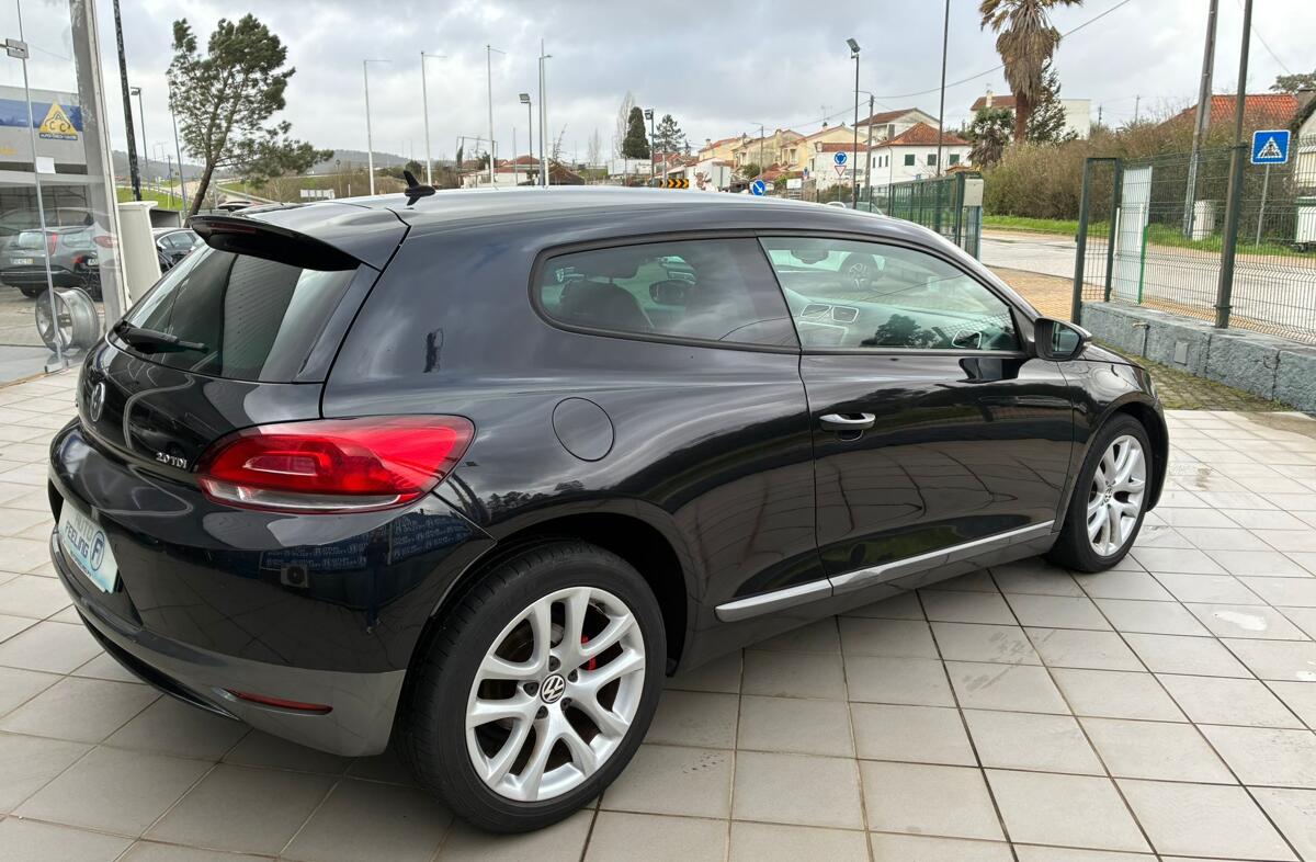 VOLKSWAGEN Scirocco 2.0 TDi DSG