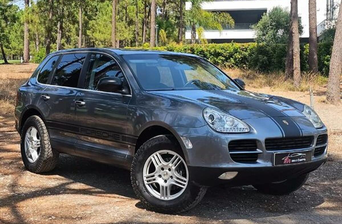 PORSCHE Cayenne S Tiptronic