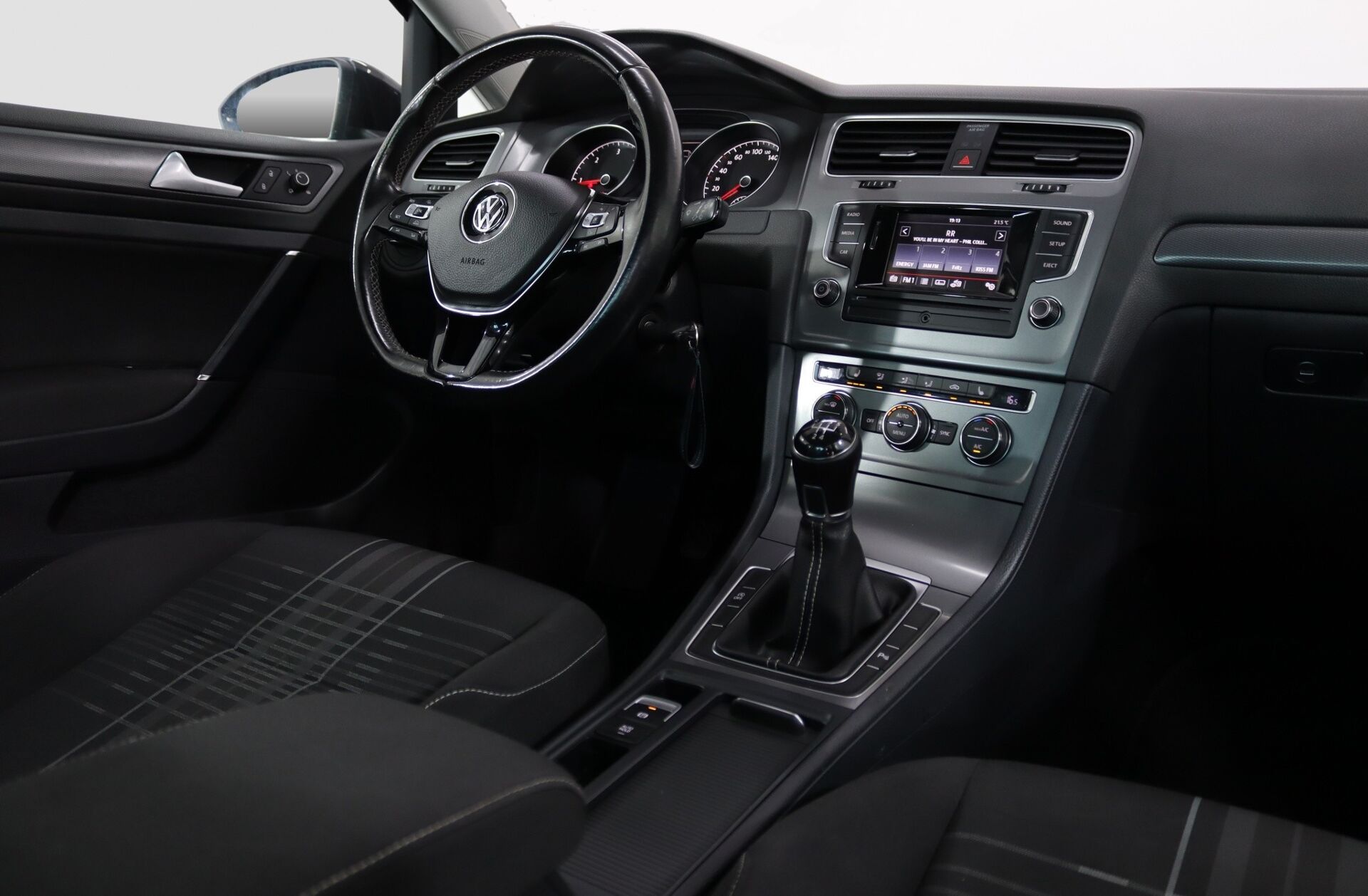 VOLKSWAGEN Golf 1.6 TDi BlueMotion Trendline