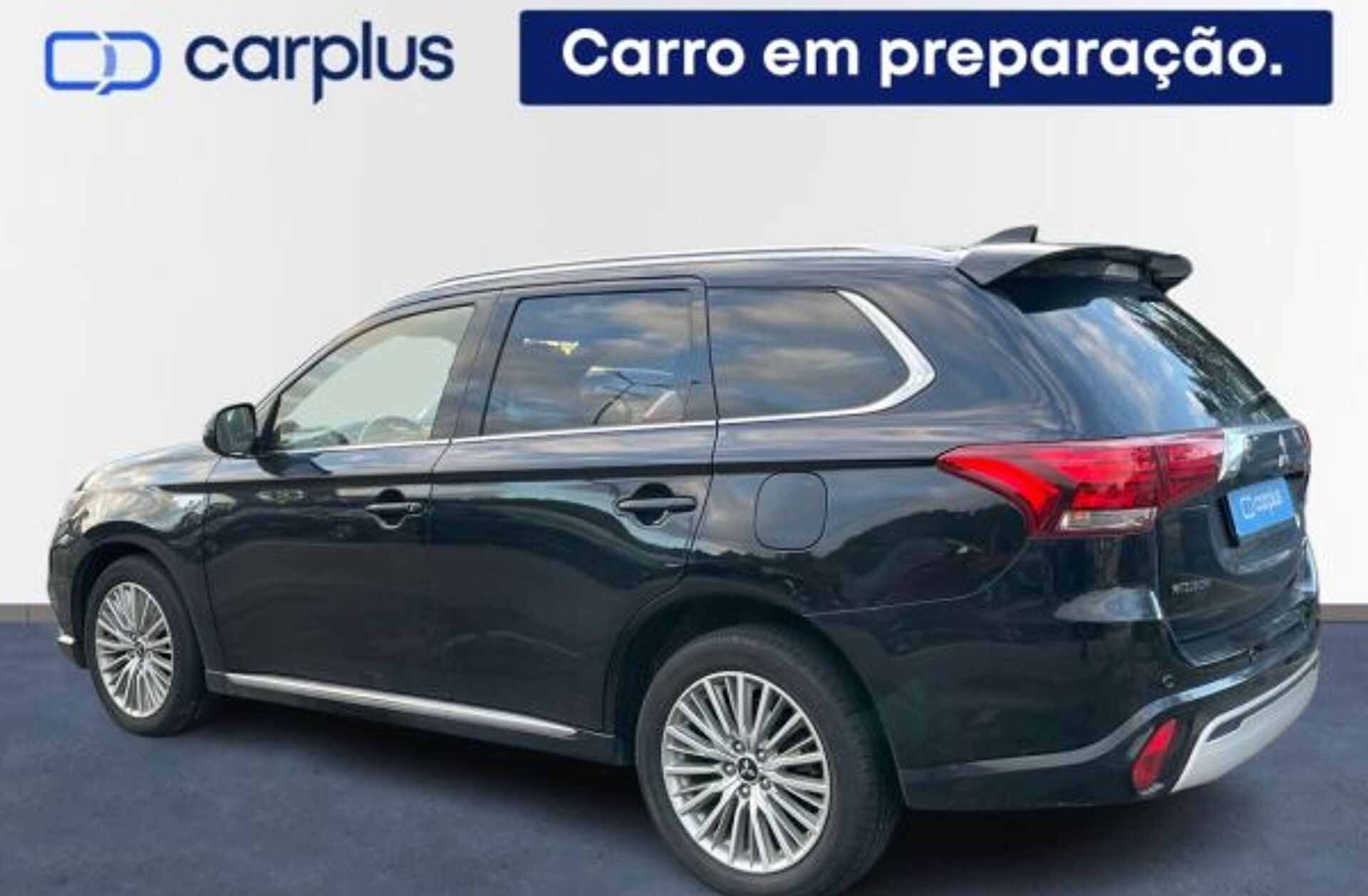 MITSUBISHI Outlander 2.4 PHEV Instyle