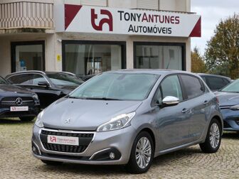 PEUGEOT 208 1.5 BlueHDi Signature