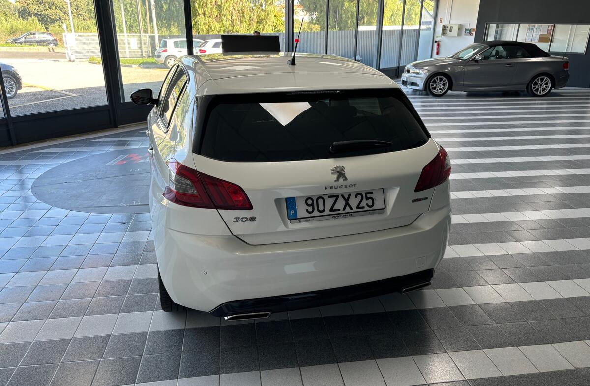 PEUGEOT 308 1.5 BlueHDi GT Line EAT8