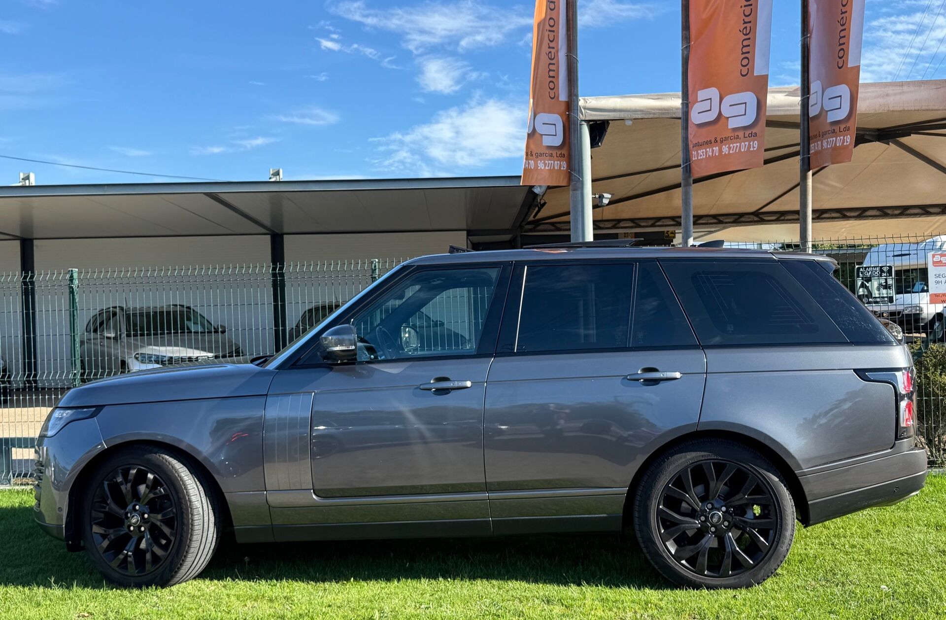 LAND ROVER Range Rover 3.0 SDV6 LWB SVAutobiography