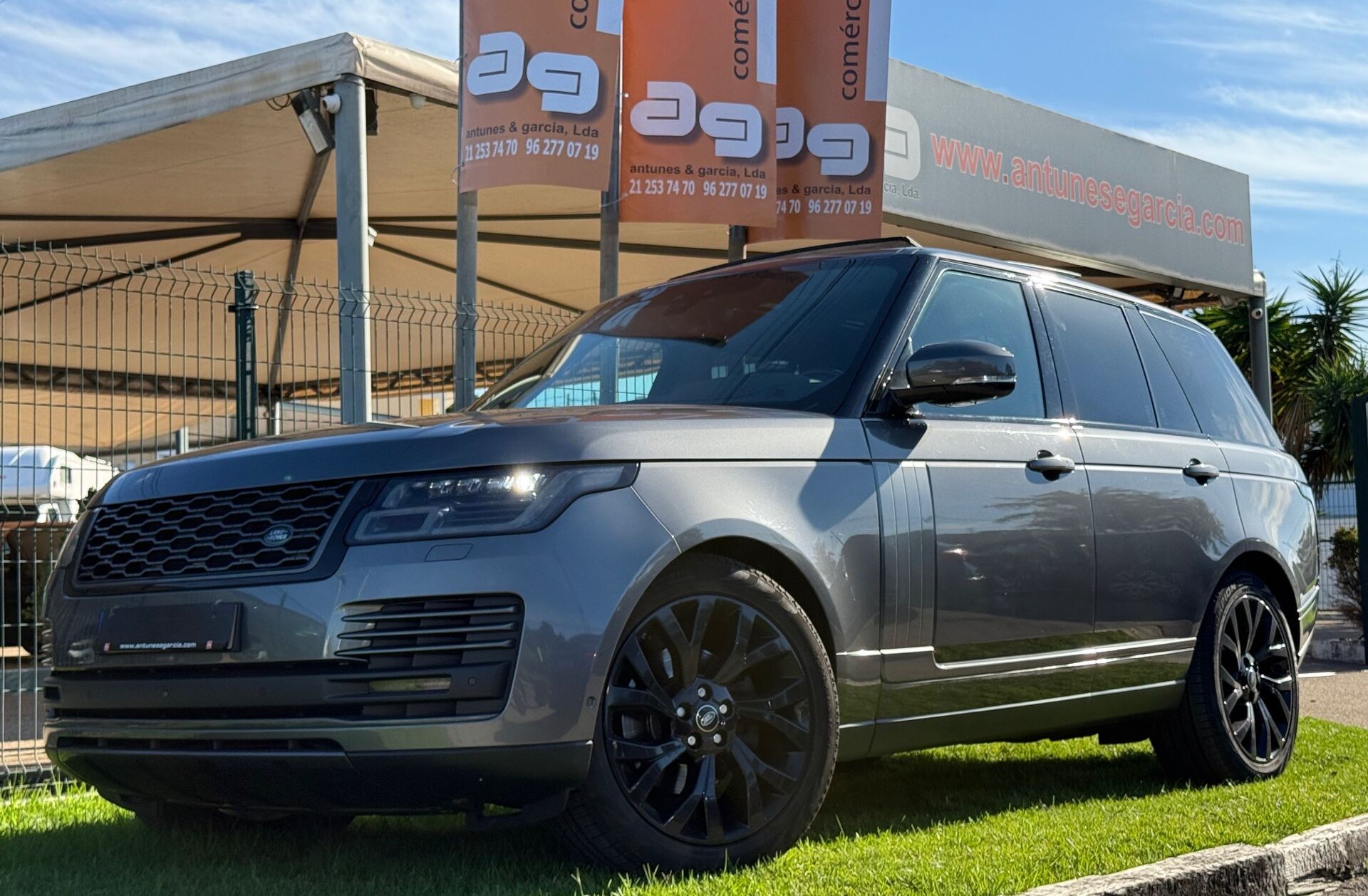 LAND ROVER Range Rover 3.0 SDV6 LWB SVAutobiography