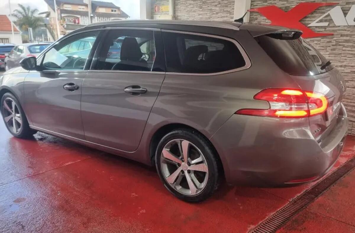 PEUGEOT 308 SW 2.0 BlueHDi Allure