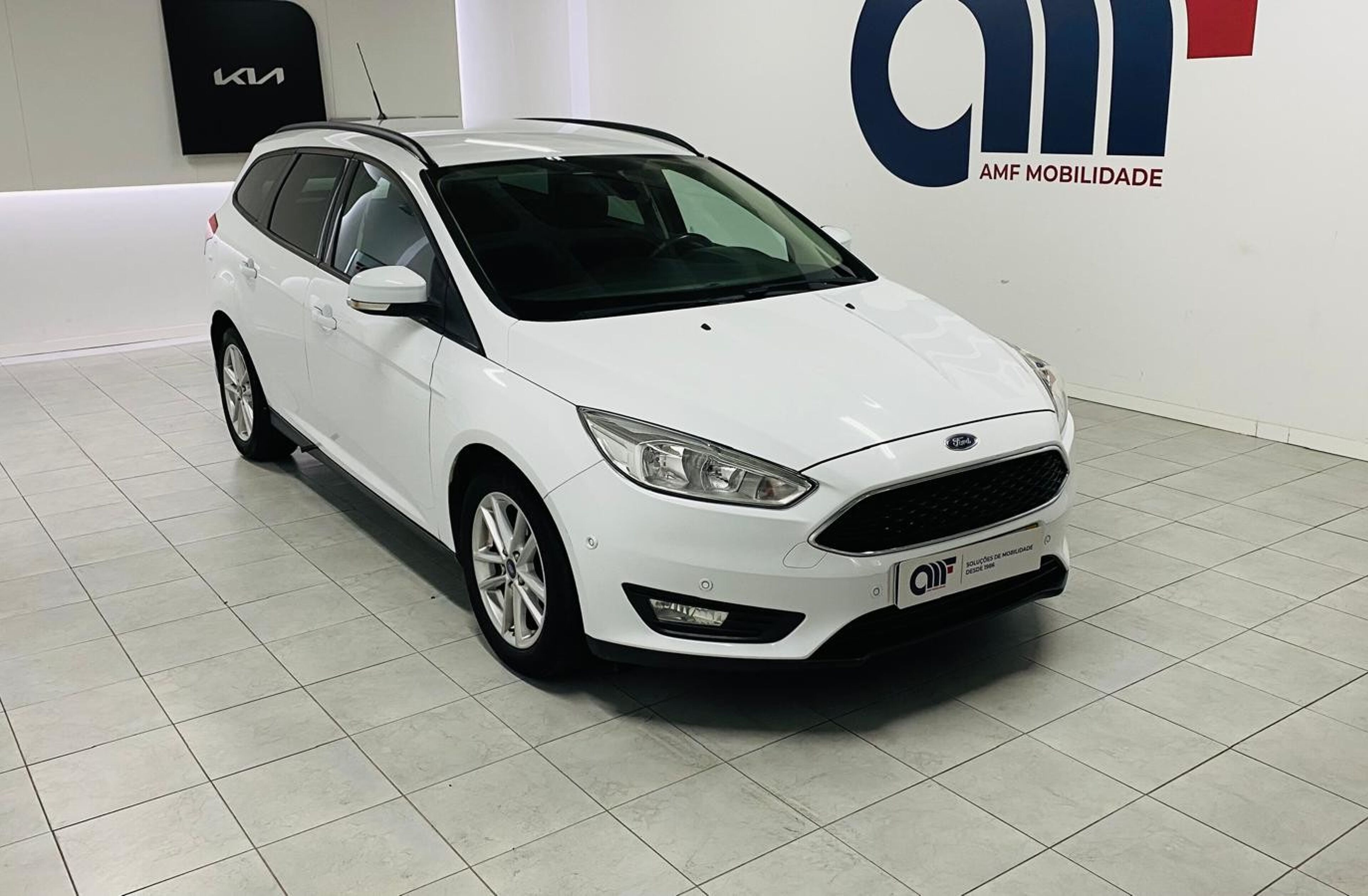 FORD Focus 1.5 TDCi EcoBlue Titanium