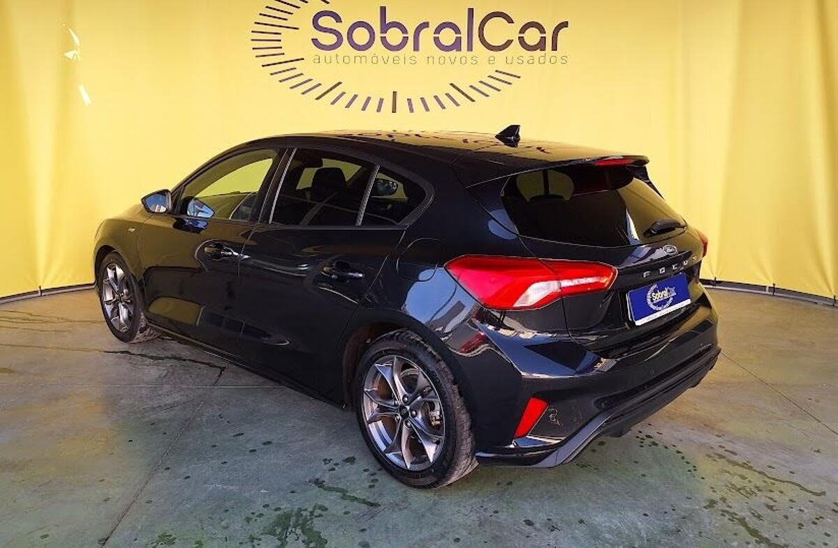 FORD Focus St.1.0 EcoBoost ST-Line Aut.