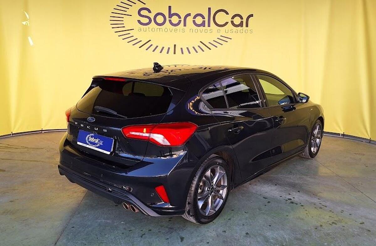 FORD Focus St.1.0 EcoBoost ST-Line Aut.