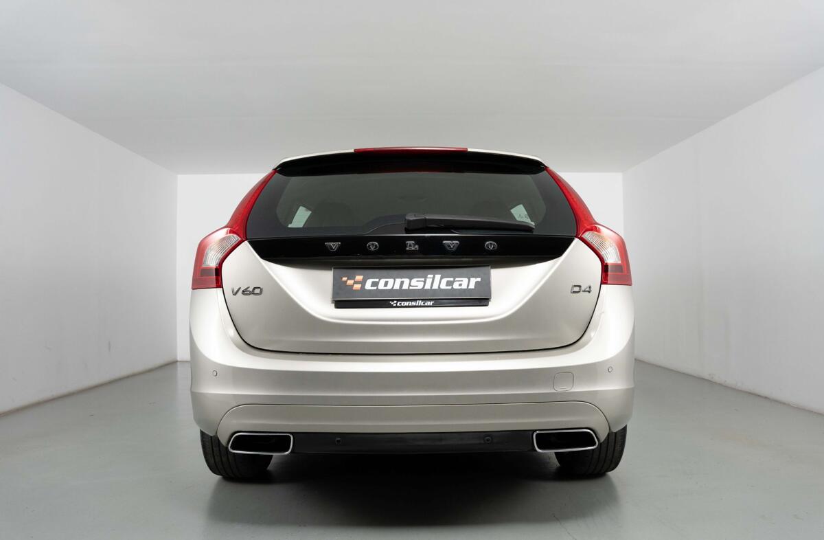 VOLVO V60 2.0 D4 Kinetic