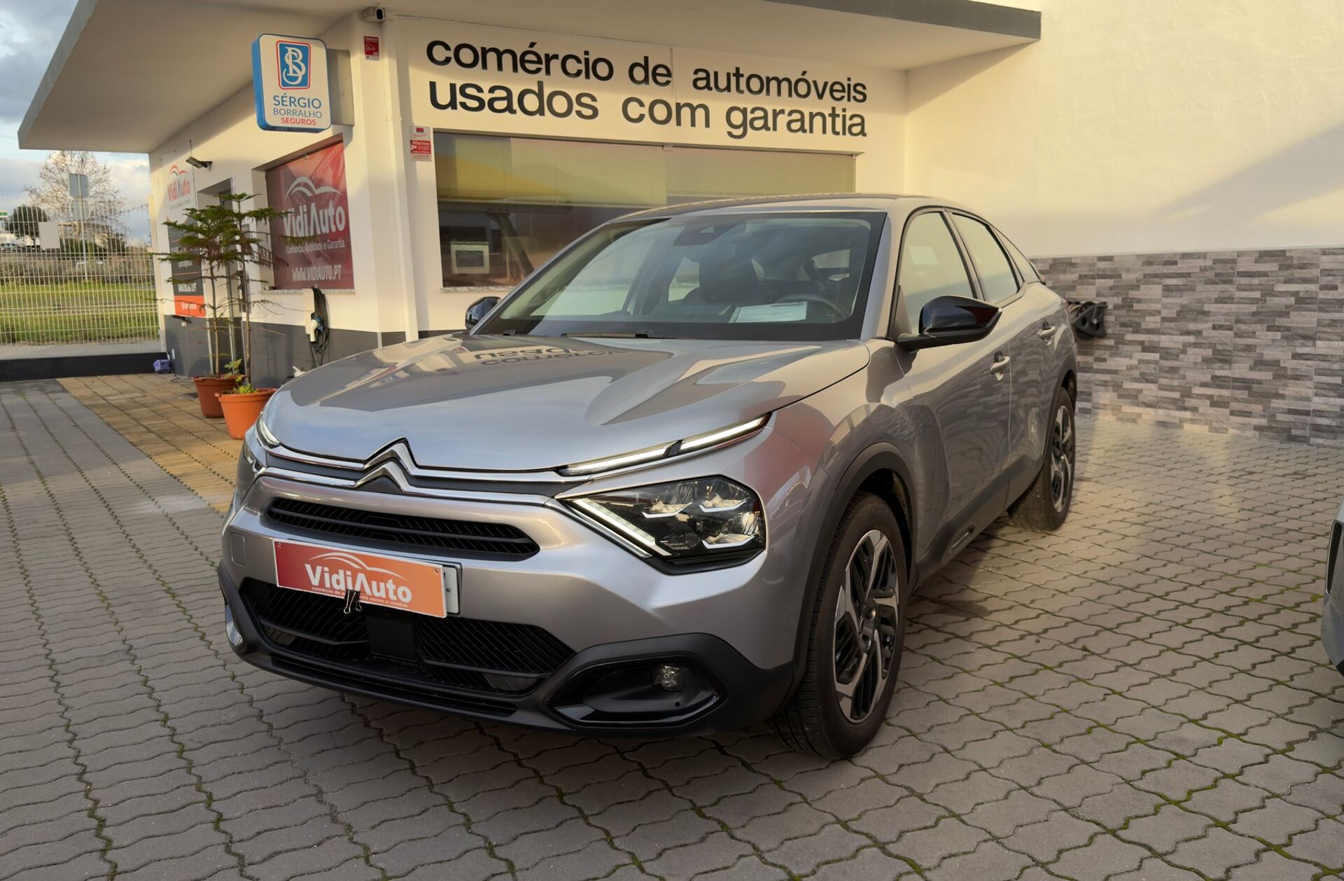 CITROEN C4 1.2 PureTech Plus