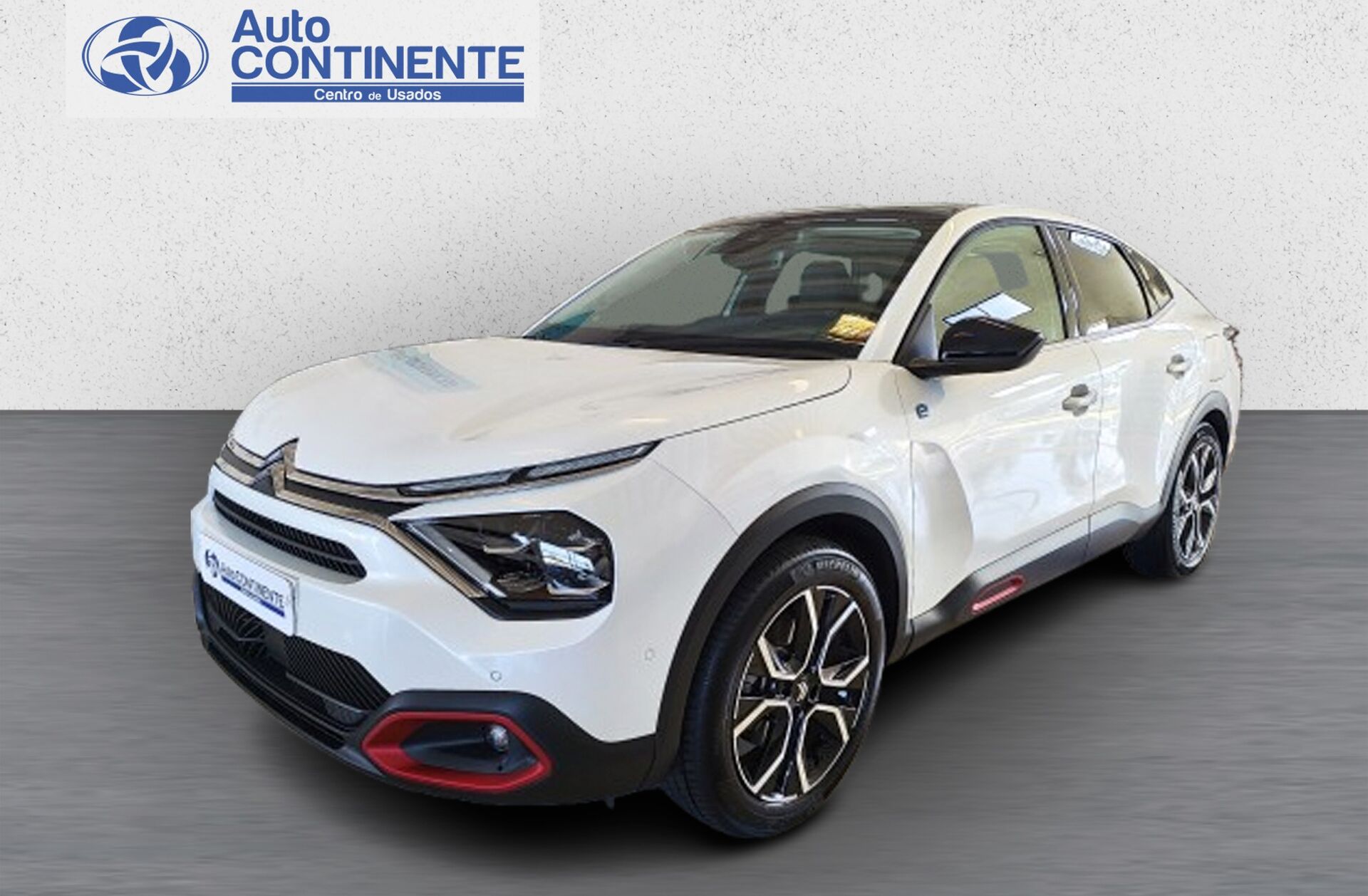 CITROEN C4 X 50 kWh Shine Pack