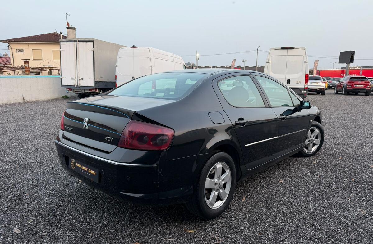 PEUGEOT 407 1.6 HDi Executive