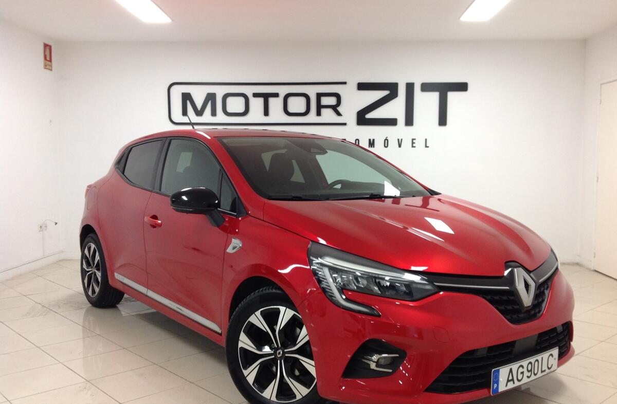 RENAULT Clio 1.0 TCe Limited CVT