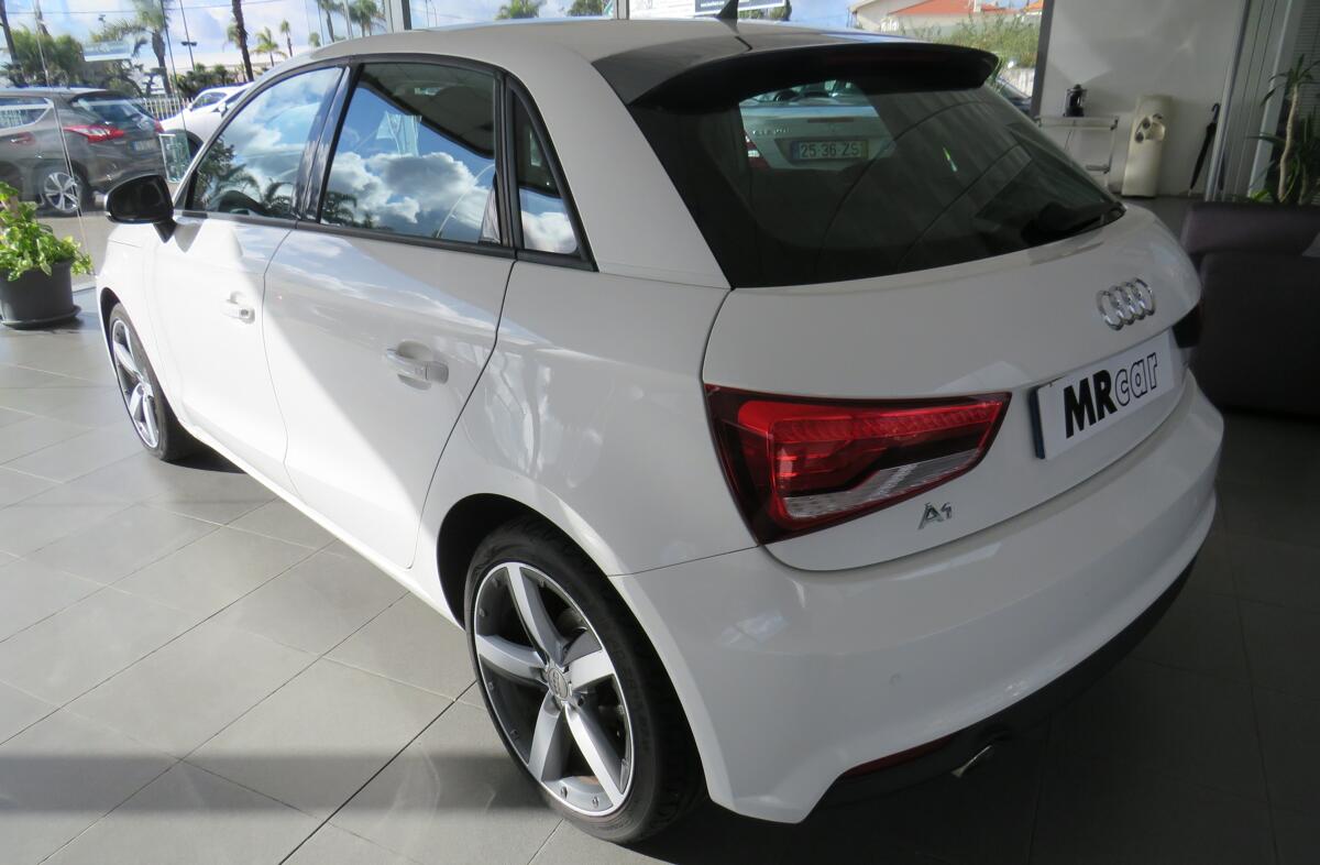 AUDI A1 1.4 TDI