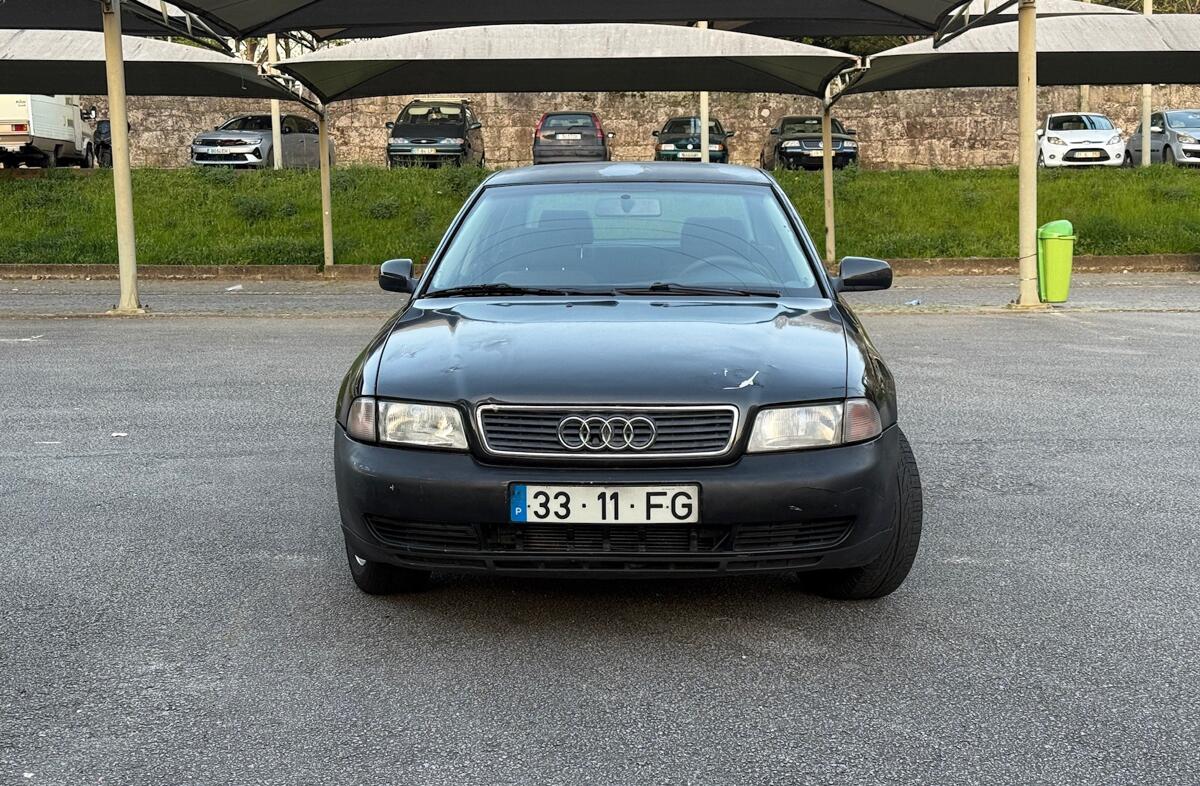 AUDI A4 1.6 +