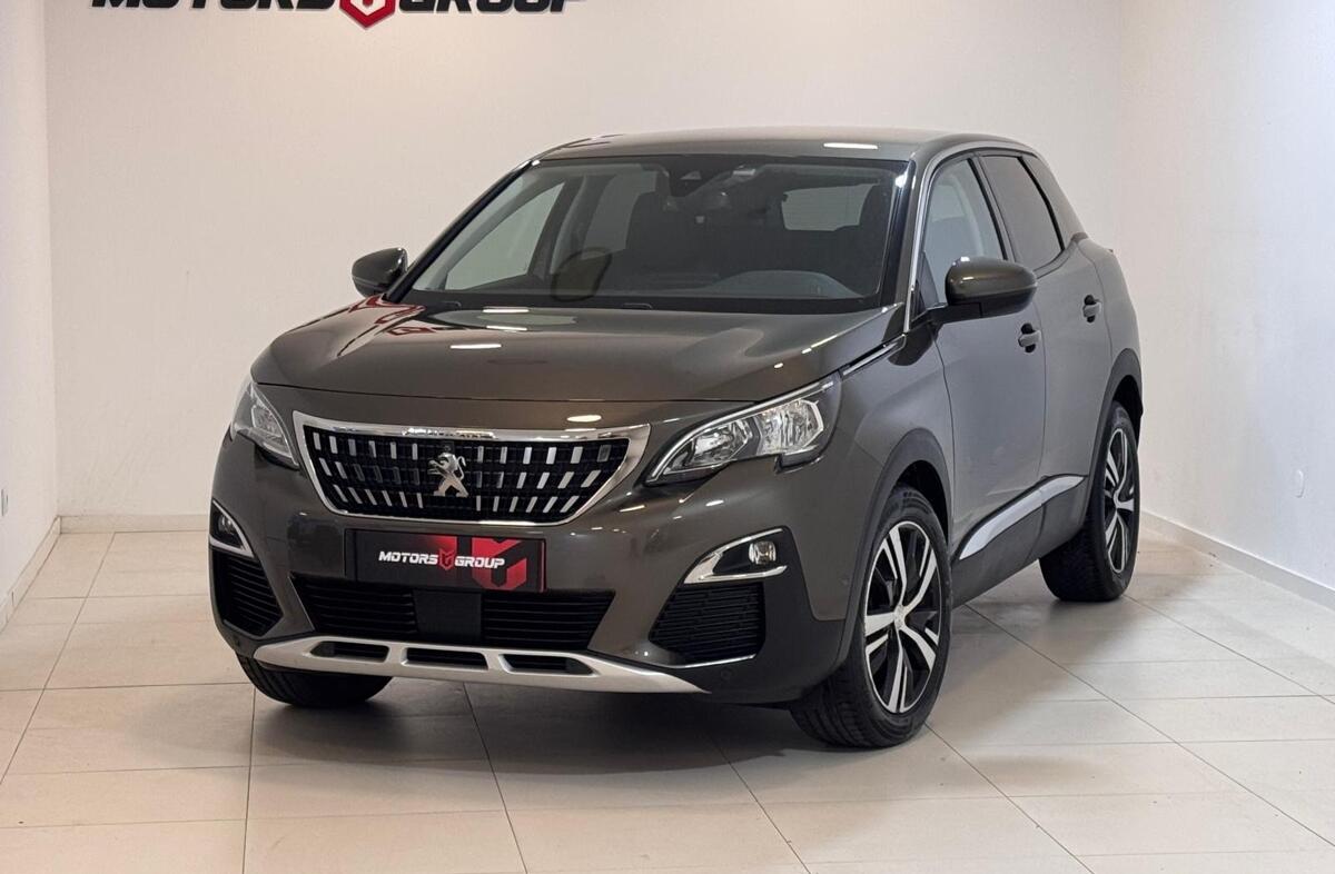 PEUGEOT 3008 1.2 PureTech Allure EAT8
