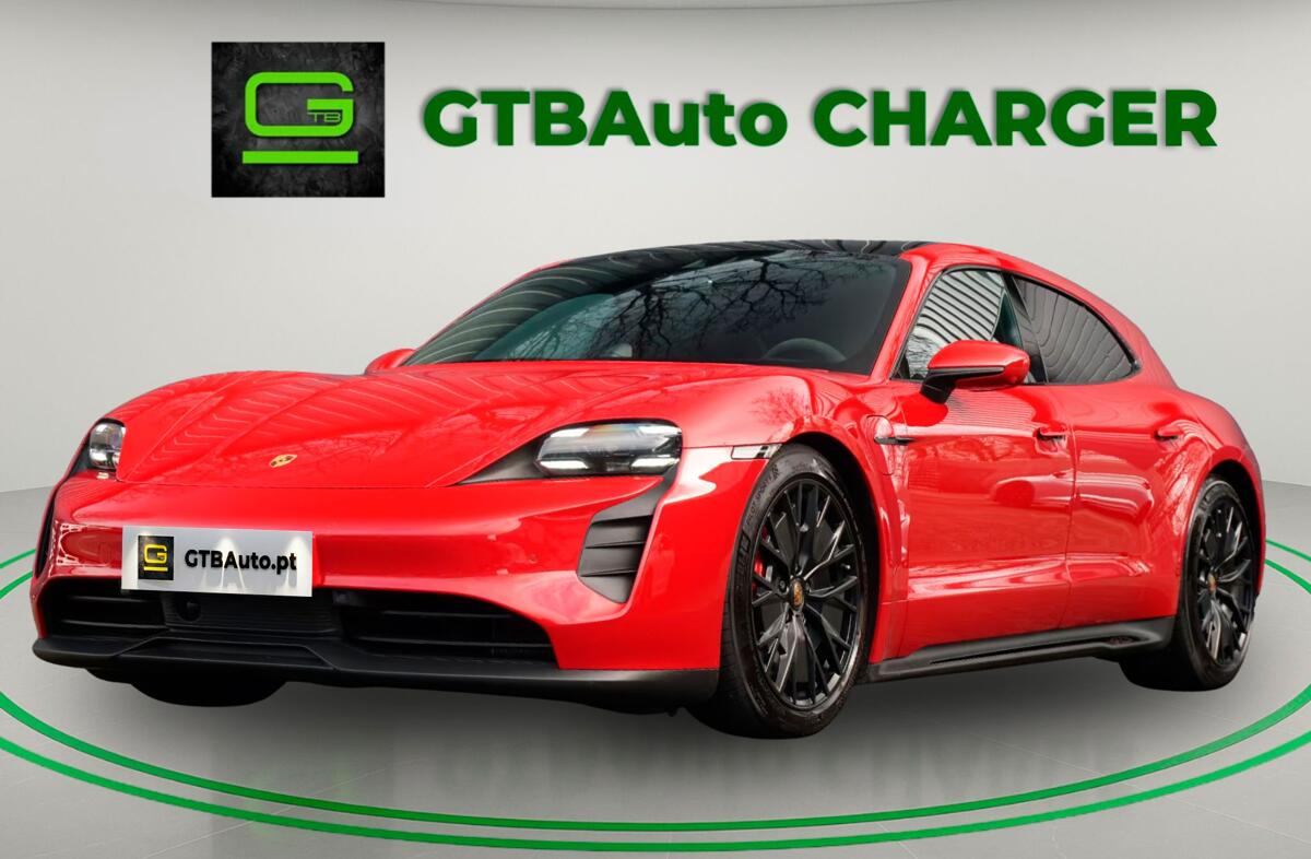 PORSCHE Taycan GTS
