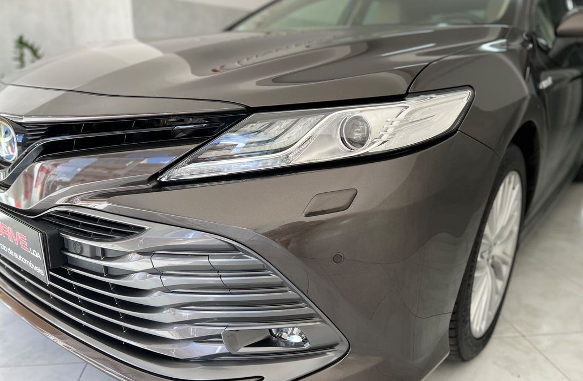 TOYOTA Camry 2.5 Hybrid Exclusive