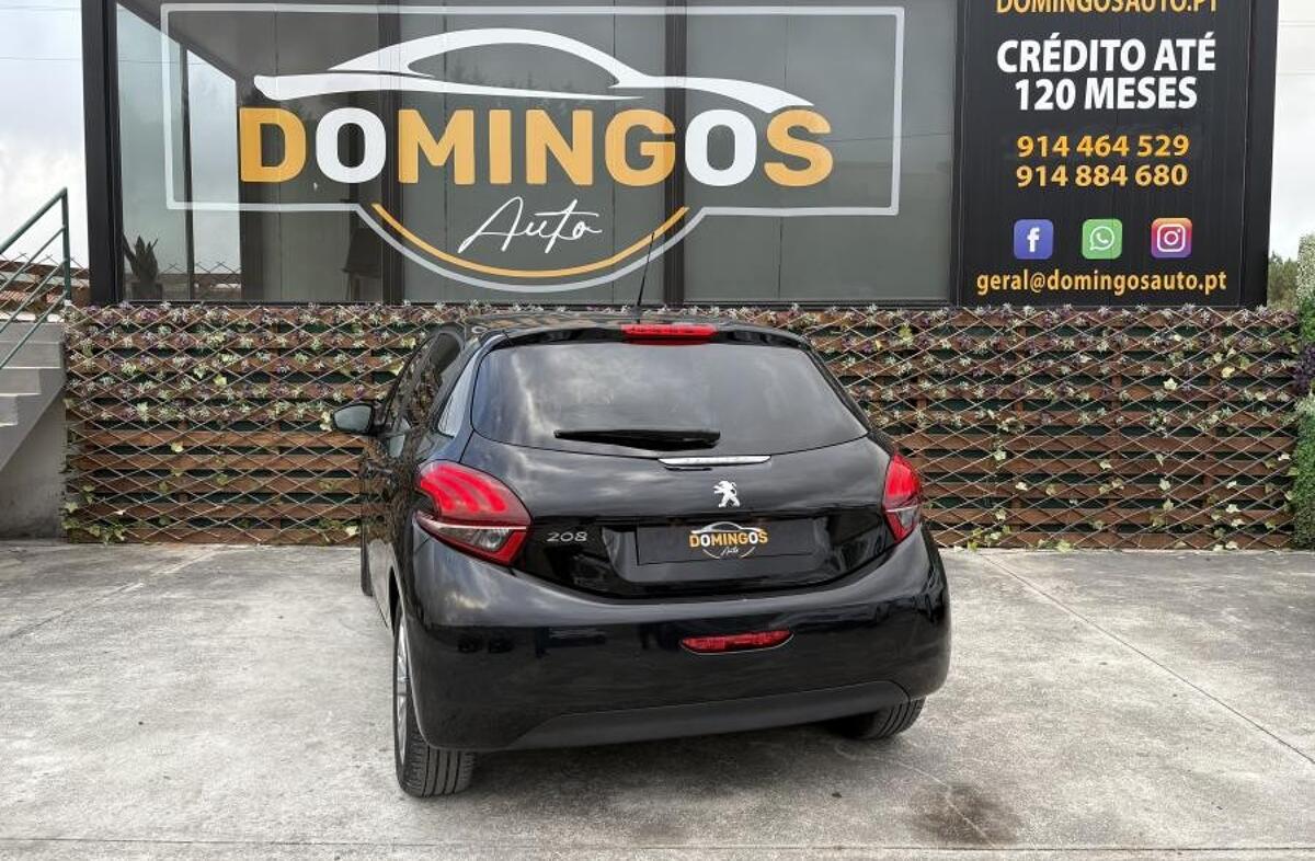 PEUGEOT 208 1.5 BlueHDi Signature