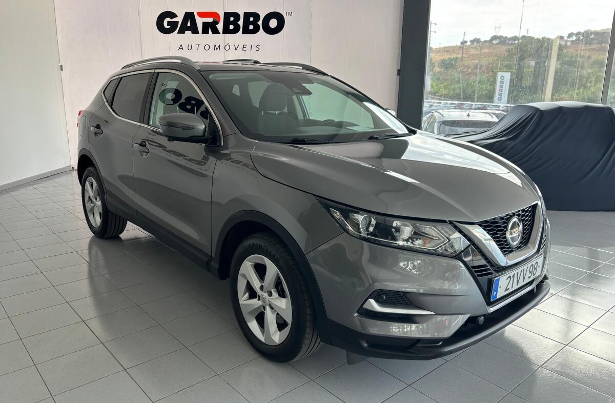 NISSAN Qashqai 1.5 dCi N-Connecta