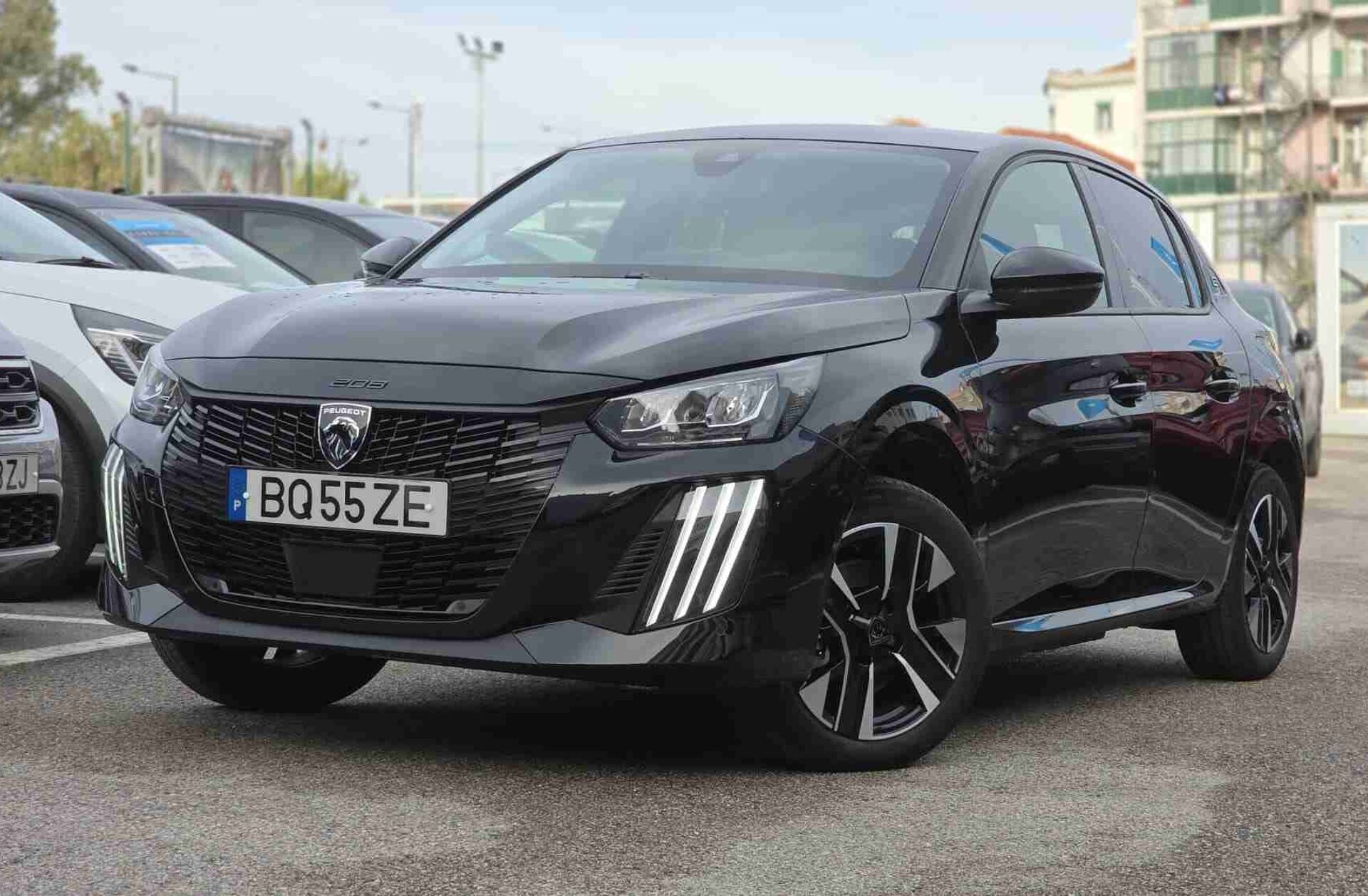 PEUGEOT 208 e- 51 kWh GT