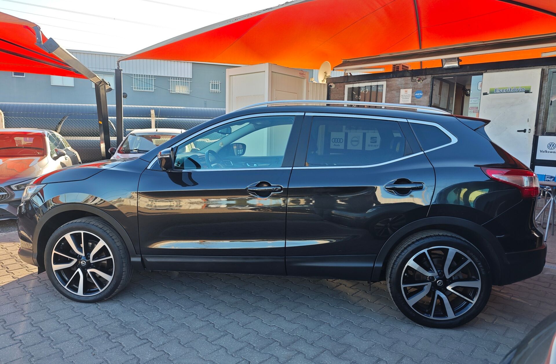 NISSAN Qashqai 1.6 dCi N-Connecta 18