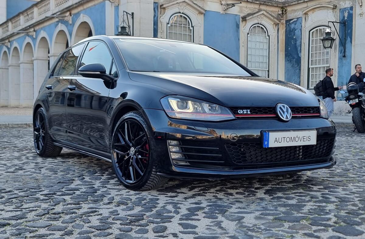 VOLKSWAGEN Golf 2.0 TSi GTi DSG