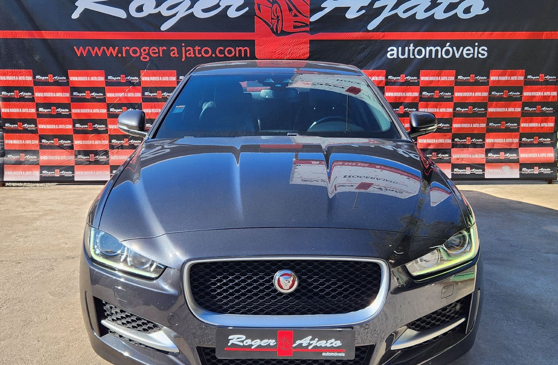 JAGUAR XE 2.0 D R-Sport