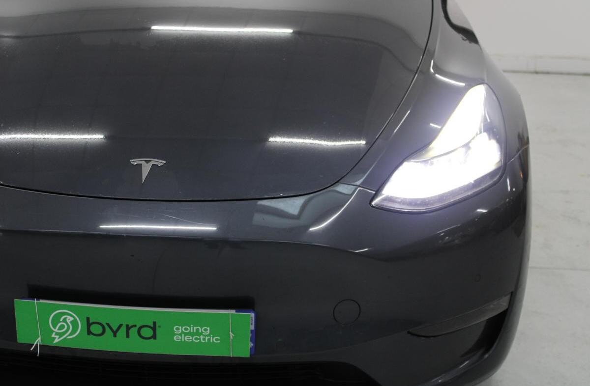 TESLA Model Y Long Range Tração Integral