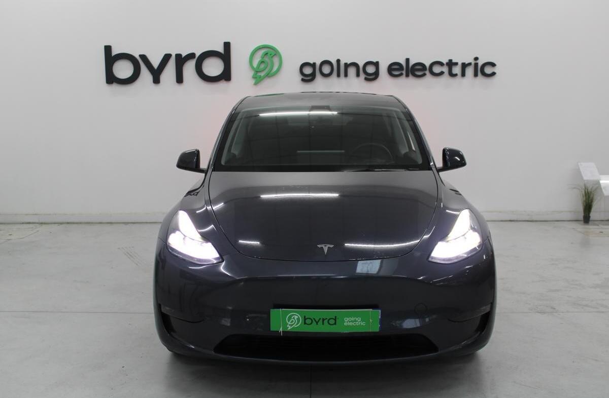 TESLA Model Y Long Range Tração Integral