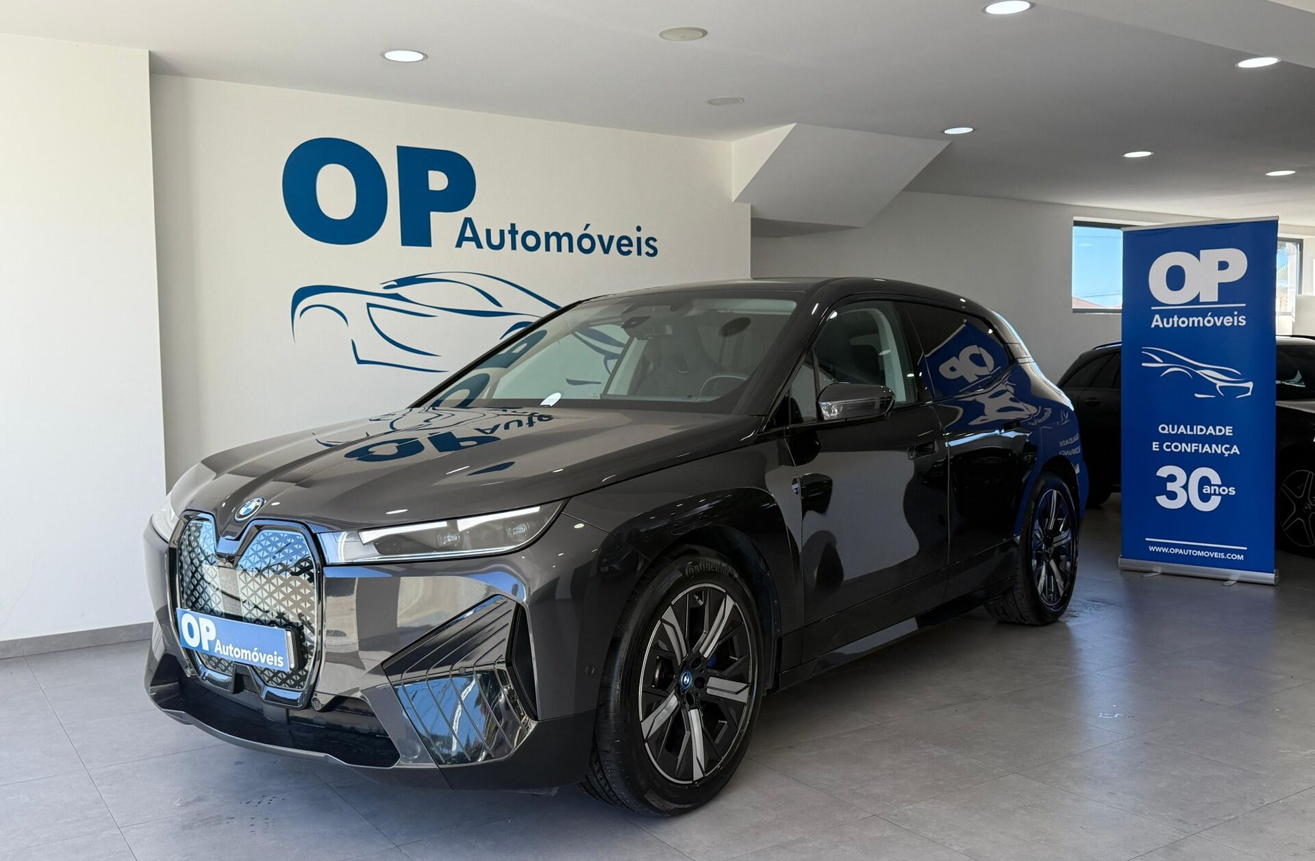 BMW iX xDrive 40 Pack Desportivo