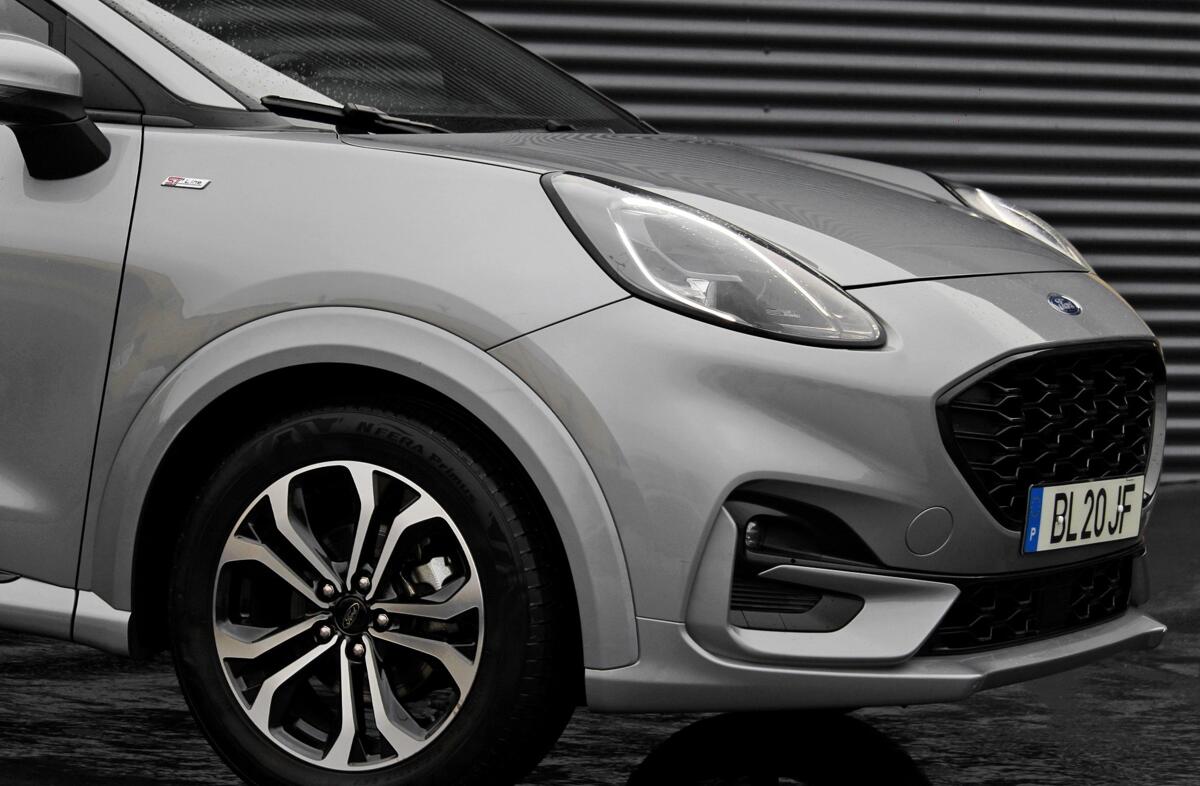 FORD Puma 1.0 EcoBoost mHEV ST-Line